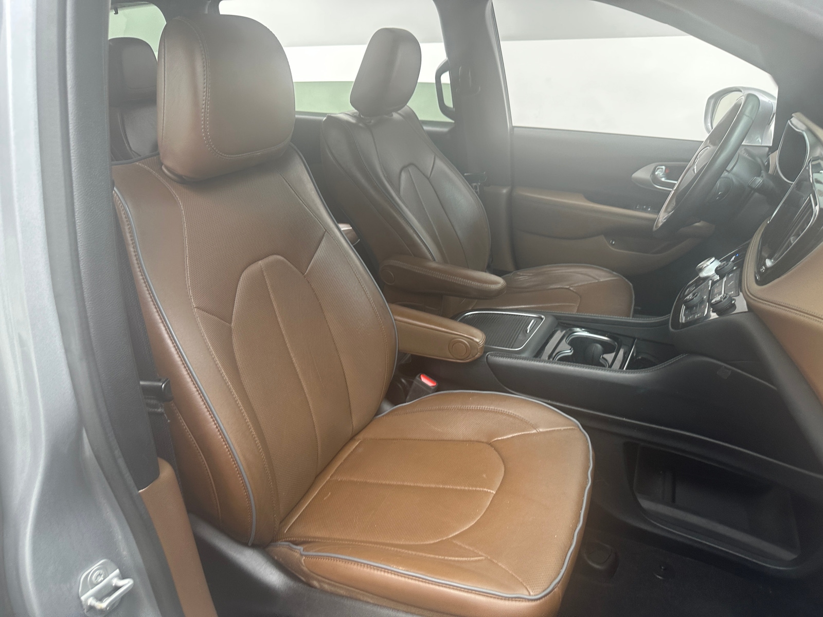 Thumbnail: 2021 Chrysler Pacifica - 2