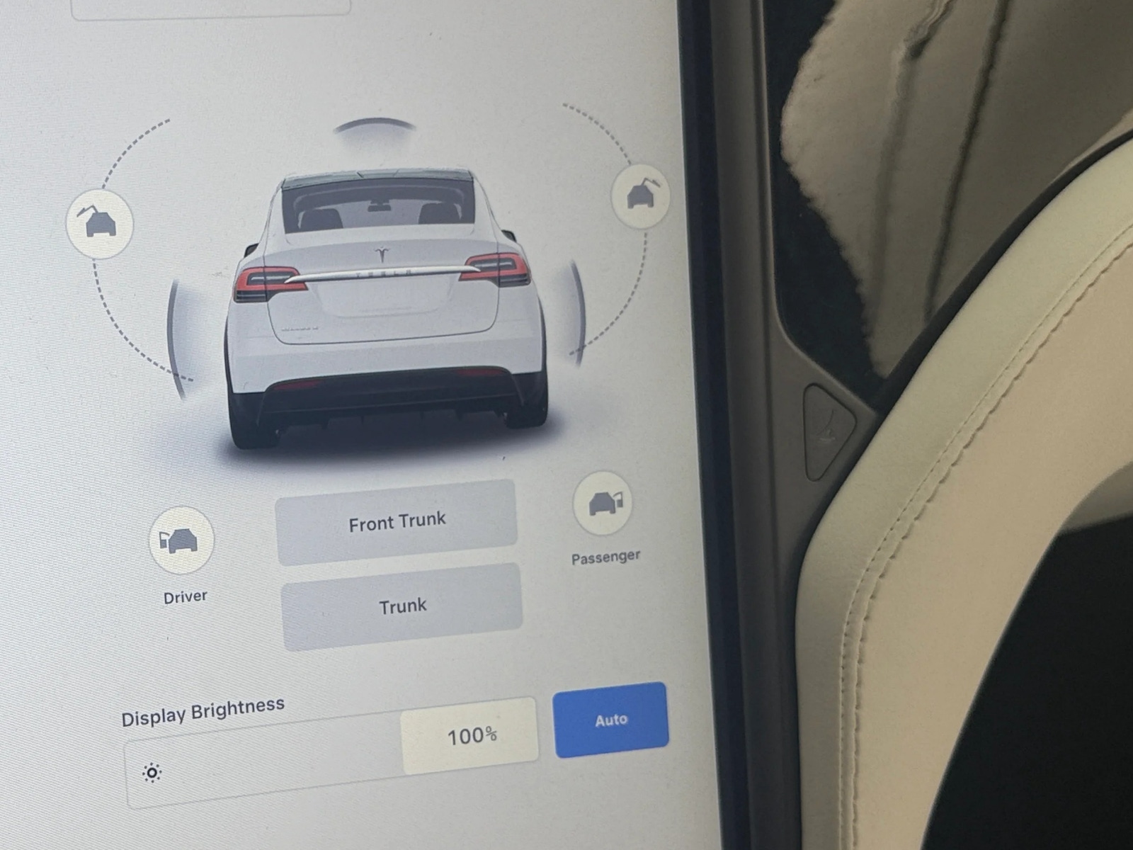 Thumbnail: 2018 Tesla Model X - 3