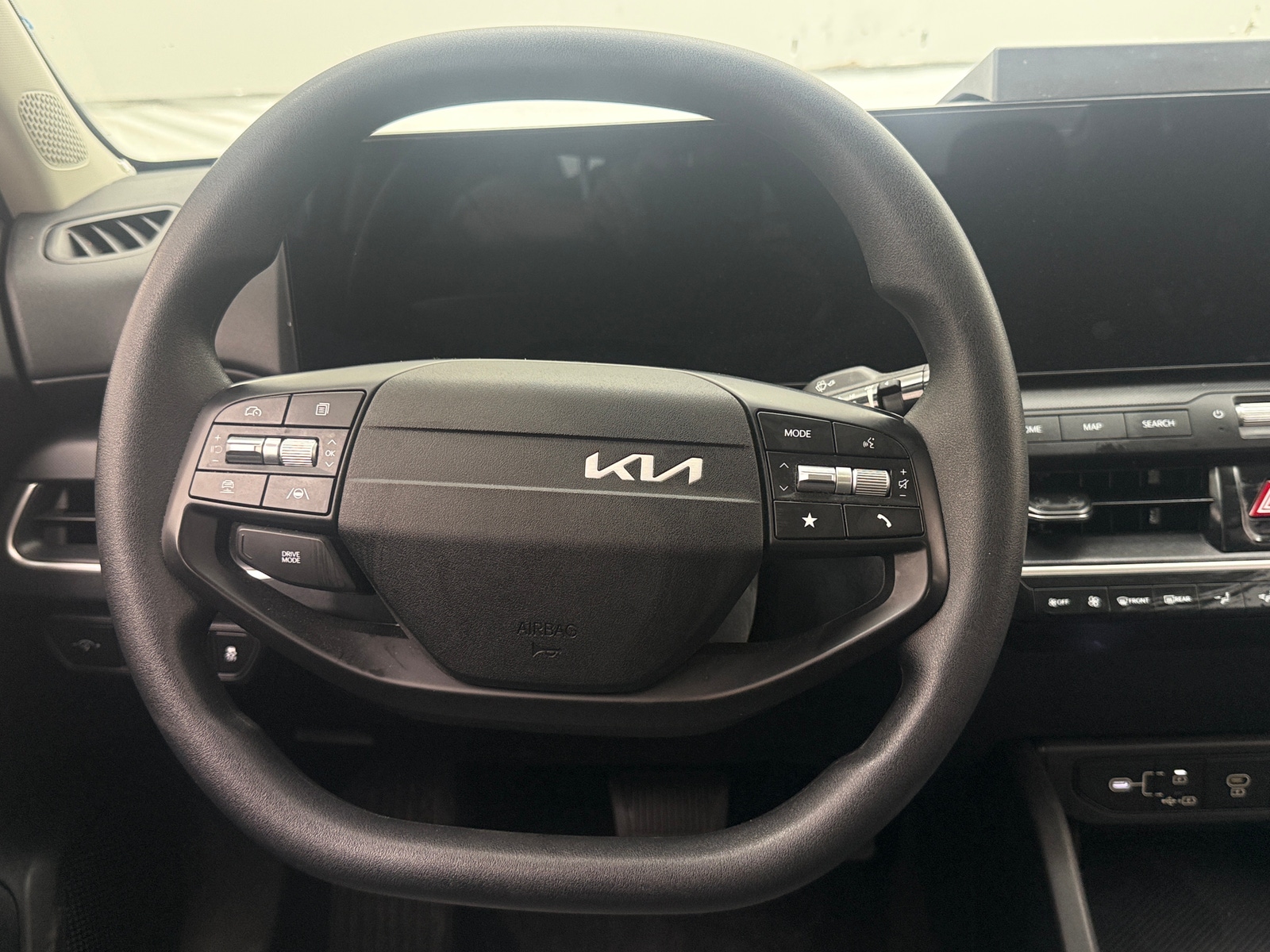 Thumbnail: 2025 Kia K4 - 5