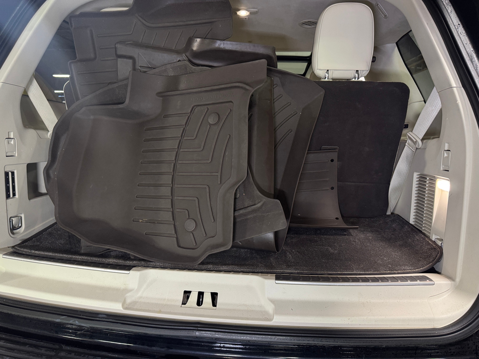 Thumbnail: 2020 Lincoln Navigator - 6