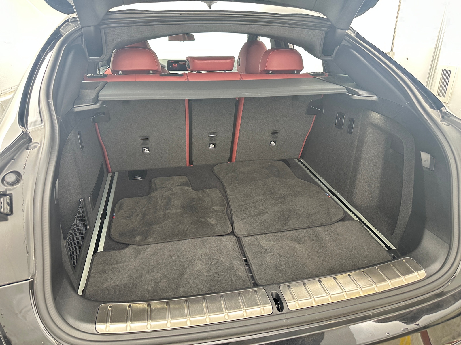 Thumbnail: 2021 BMW X4 - 6