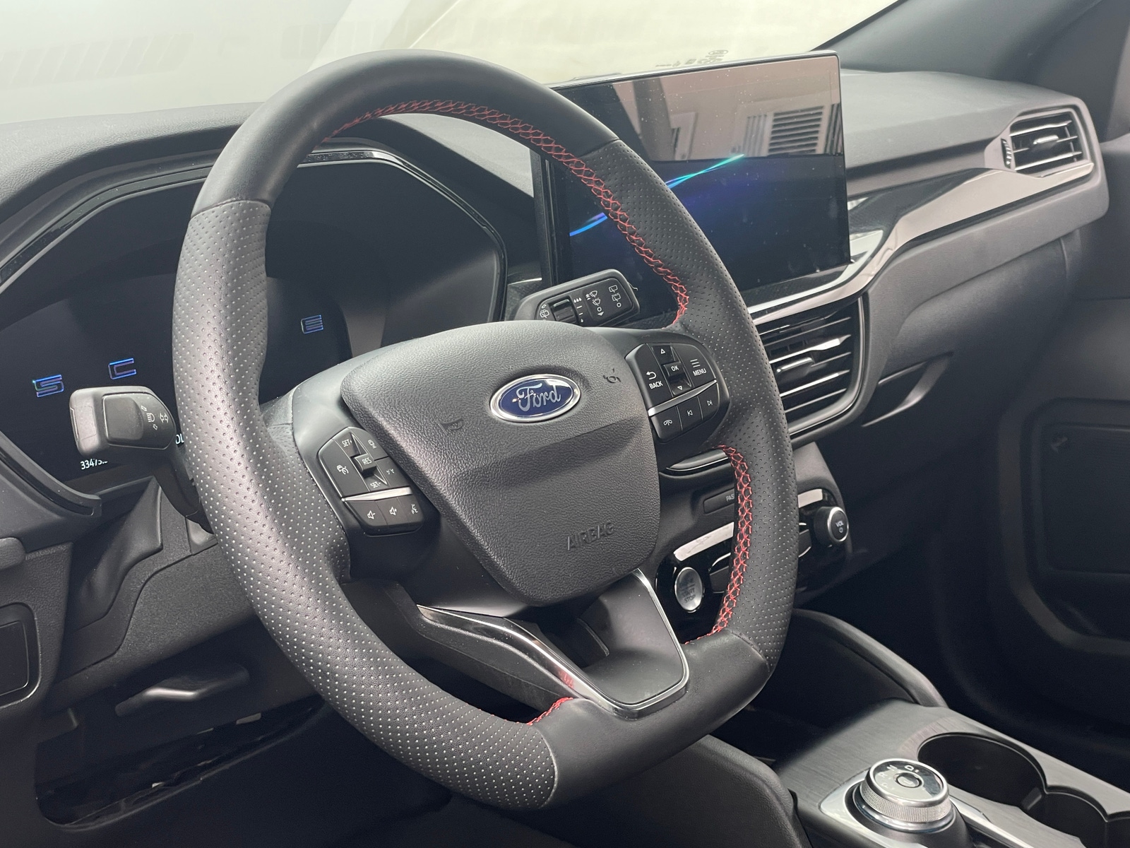 Thumbnail: 2023 Ford Escape - 5