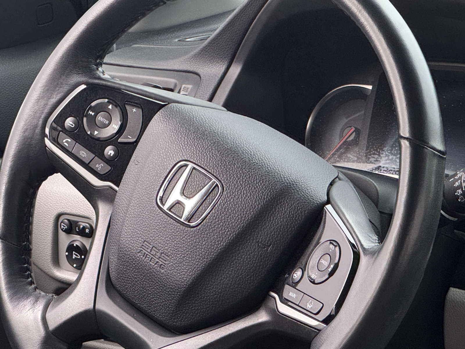 Thumbnail: 2020 Honda Pilot - 4