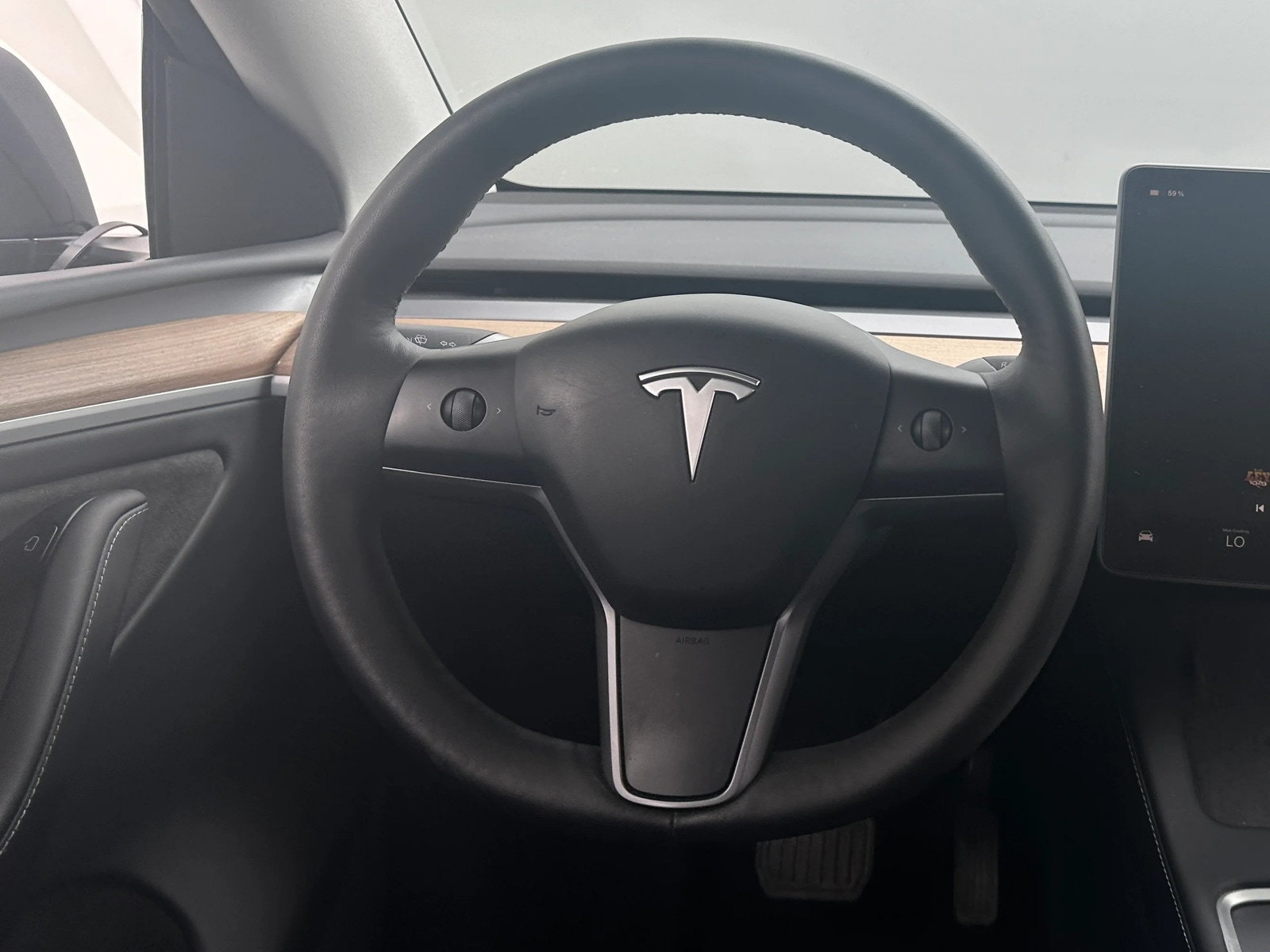 Thumbnail: 2024 Tesla Model Y - 4