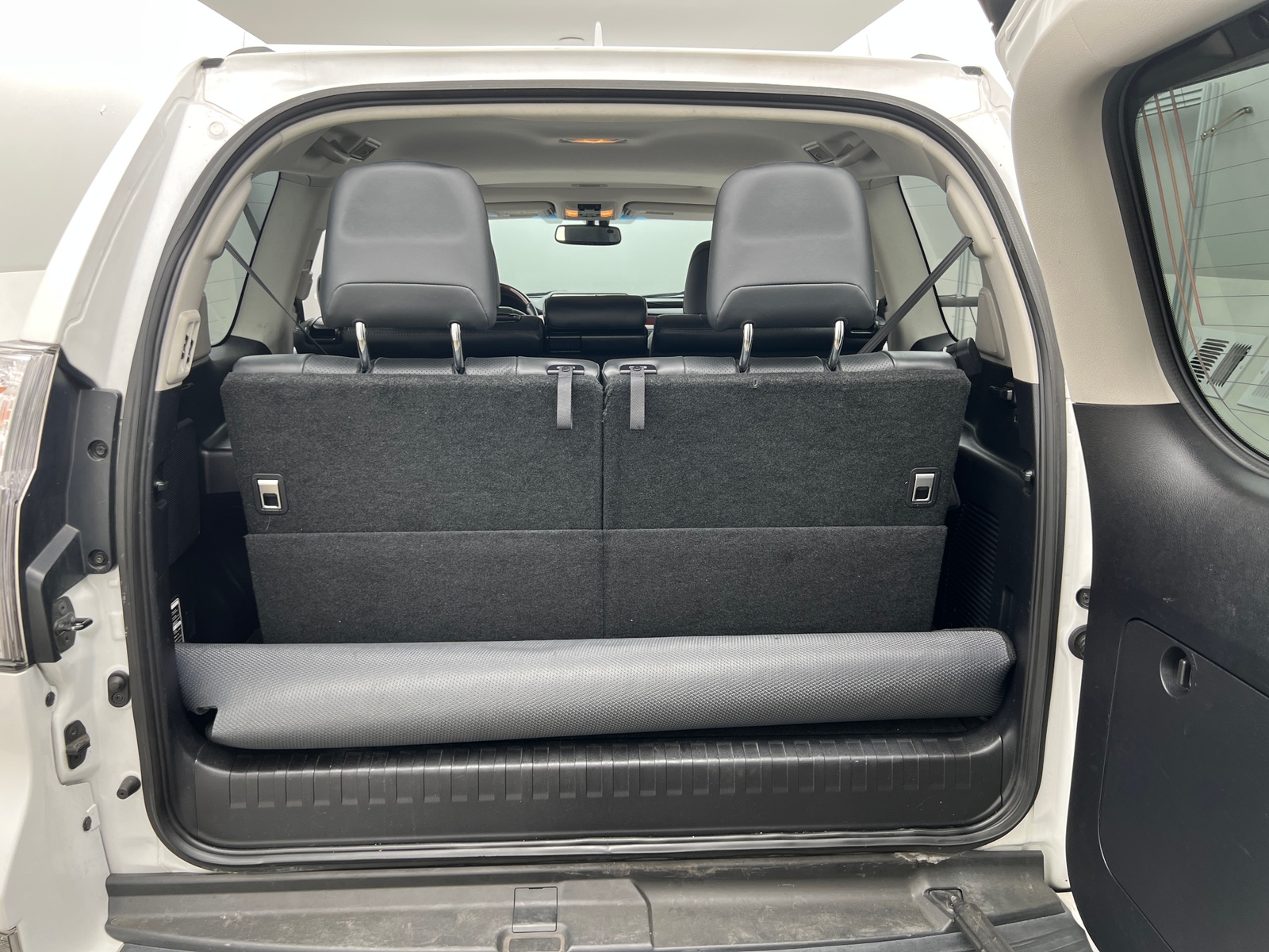 Thumbnail: 2019 Lexus GX - 6