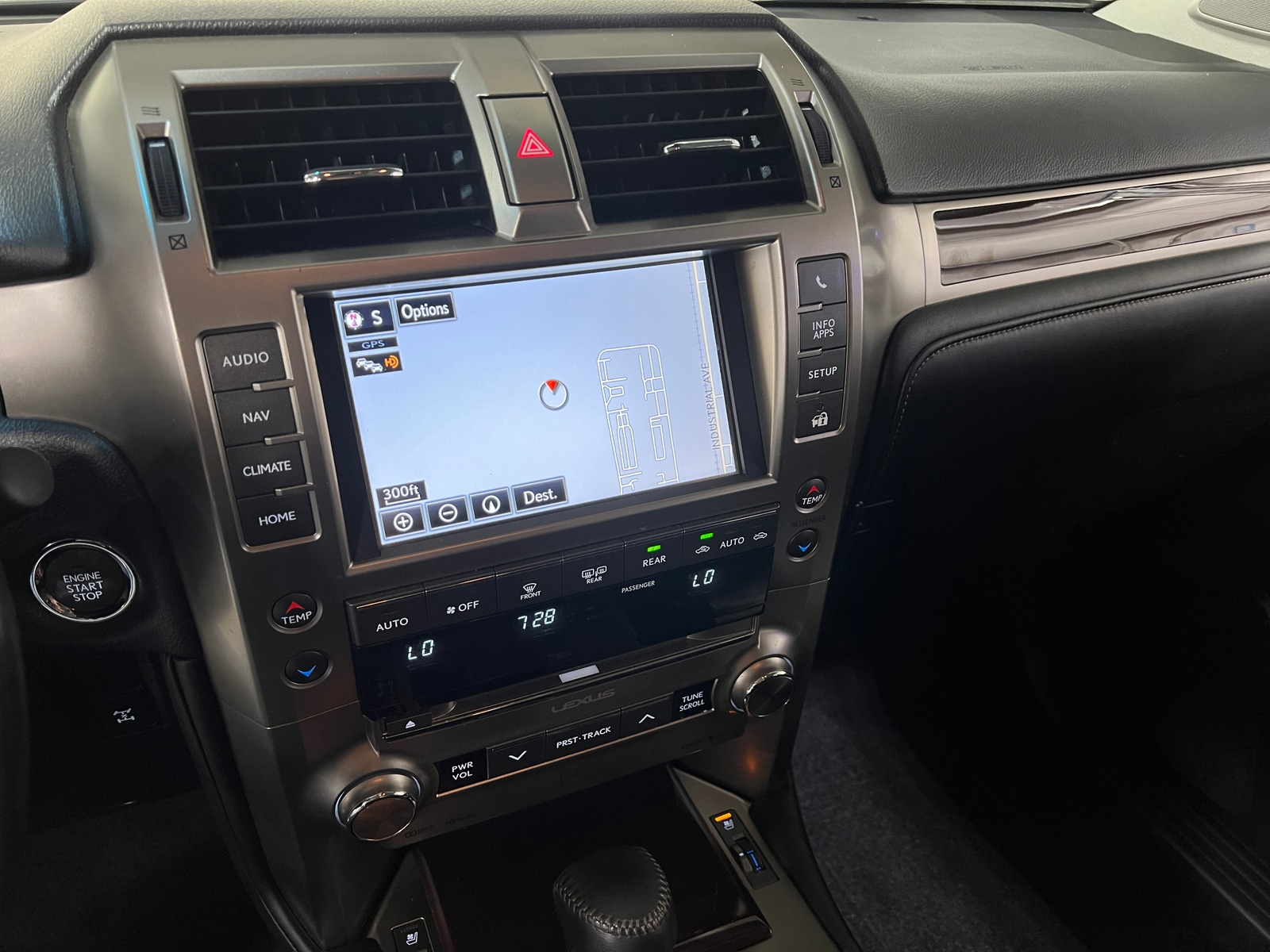 Thumbnail: 2019 Lexus GX - 3