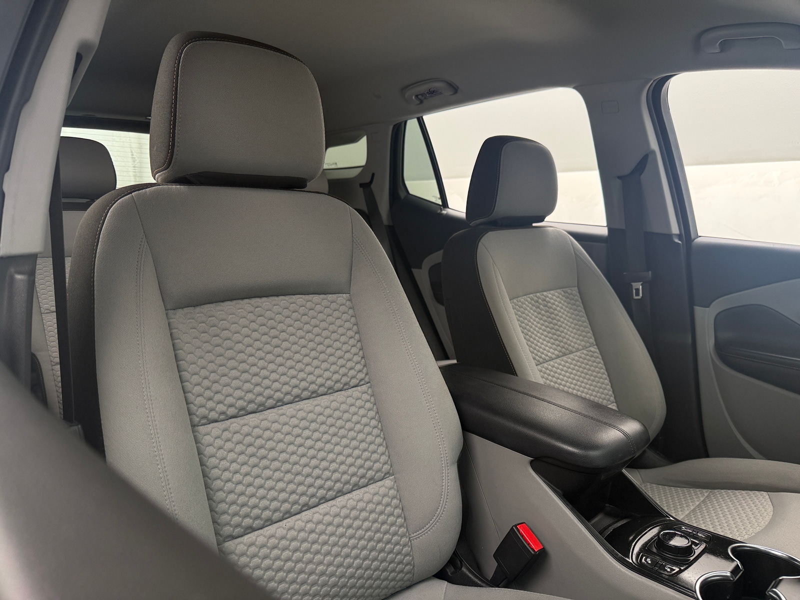 Thumbnail: 2018 GMC Terrain - 2