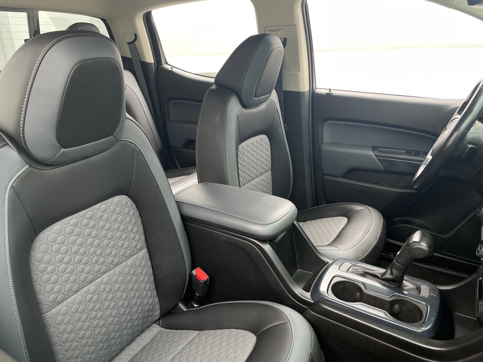 Thumbnail: 2018 Chevrolet Colorado - 2