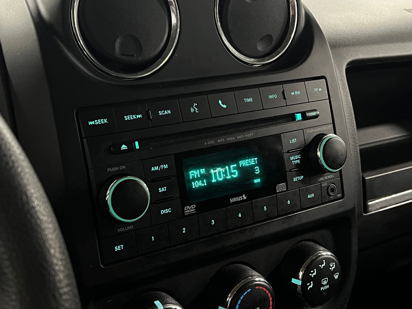 Thumbnail: 2016 Jeep Patriot - 4