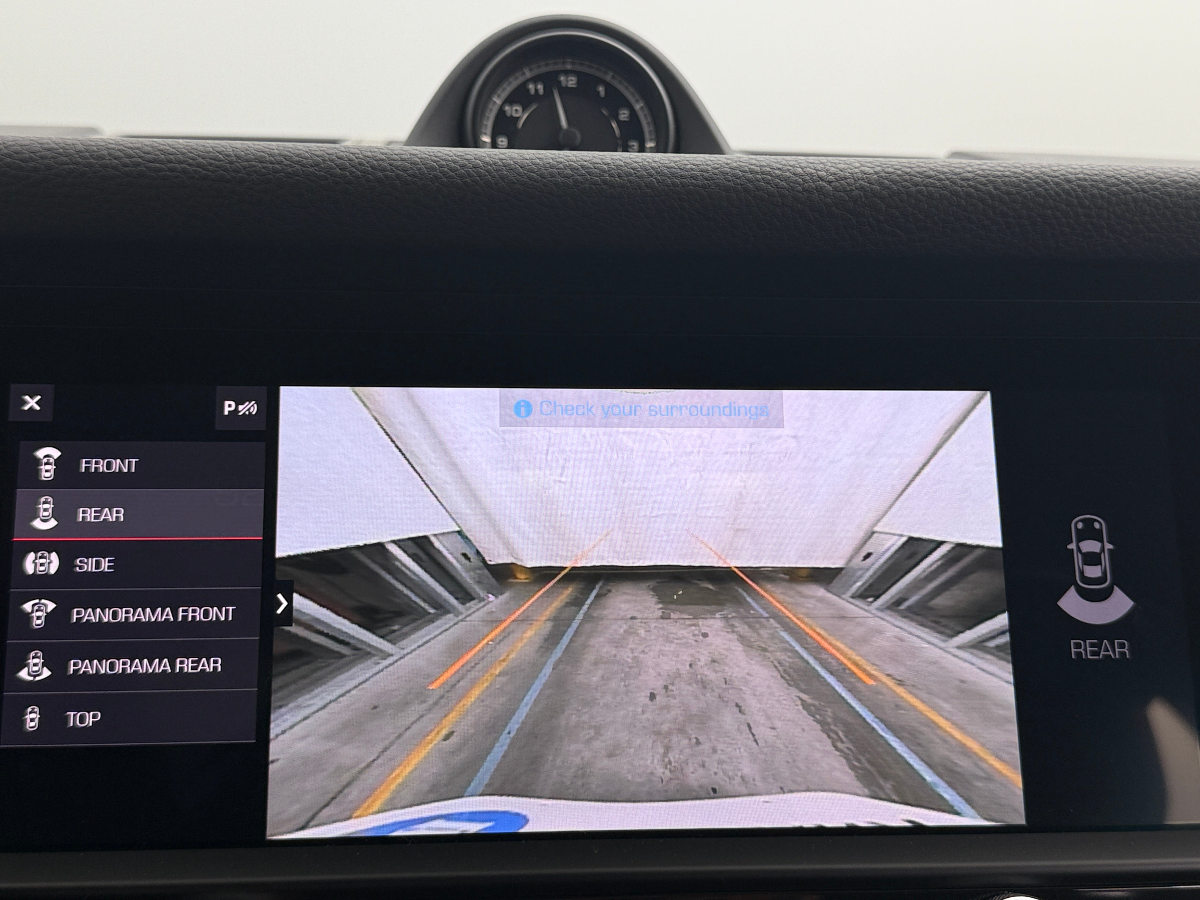 2023 Porsche Macan Base - Photo 16