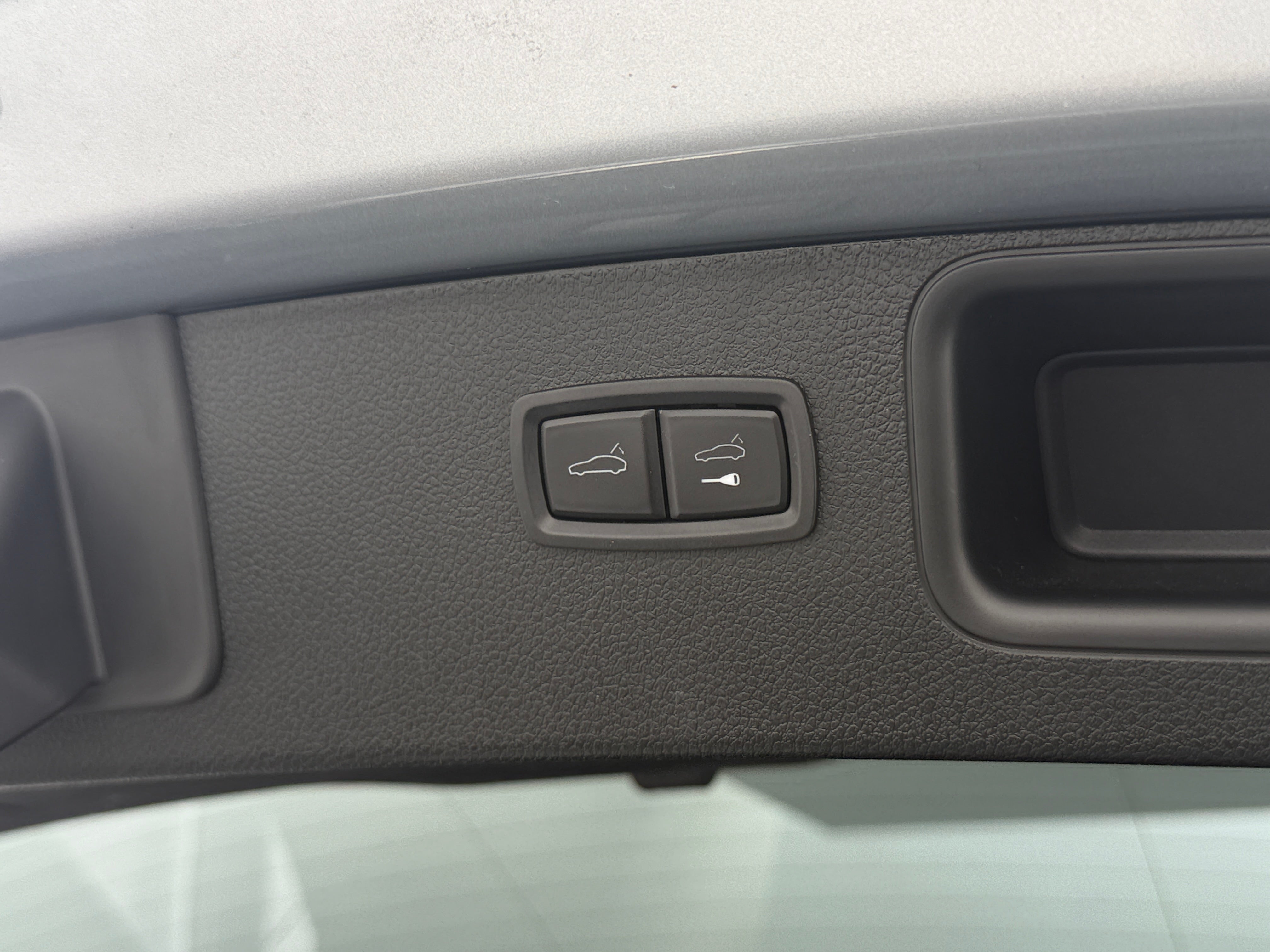 2023 Porsche Macan Base - Photo 11