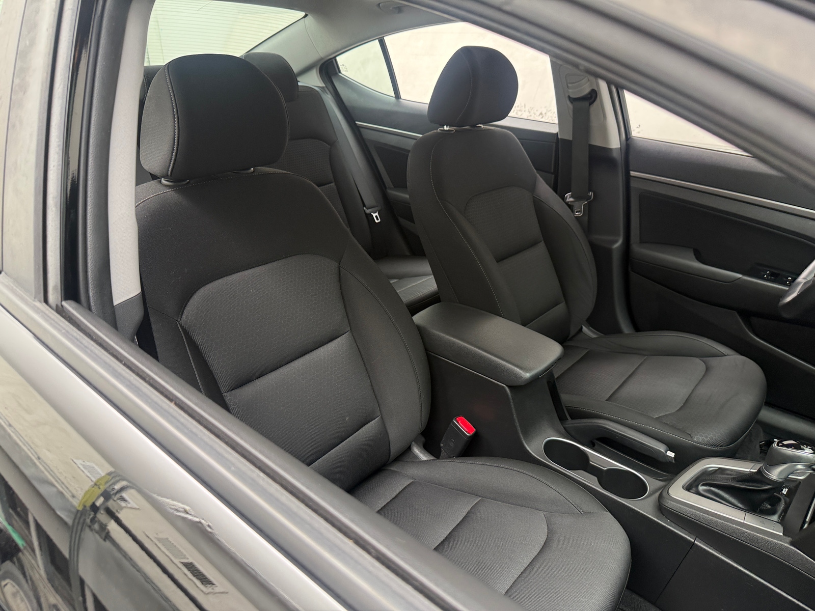 Thumbnail: 2018 Hyundai Elantra - 2