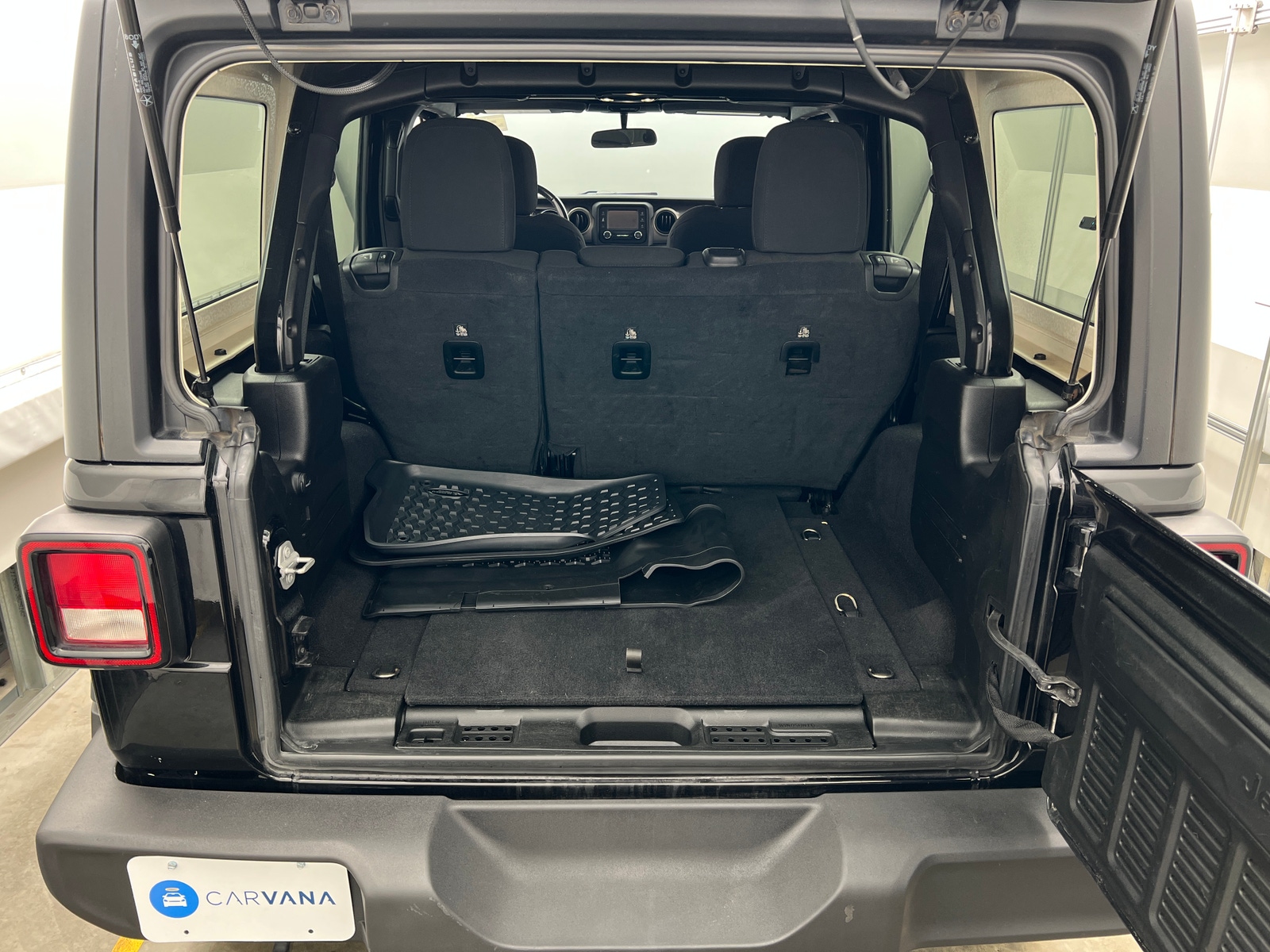 Thumbnail: 2020 Jeep Wrangler - 7