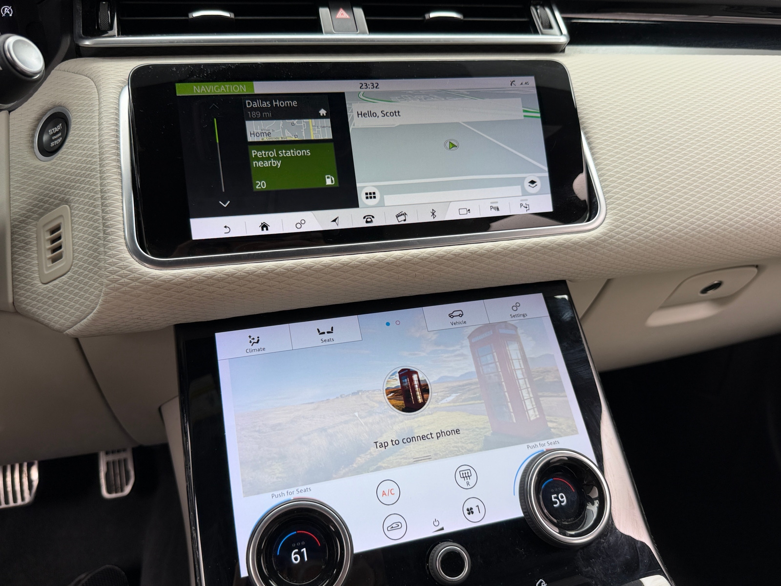 Thumbnail: 2020 Land Rover Range Rover Velar - 3