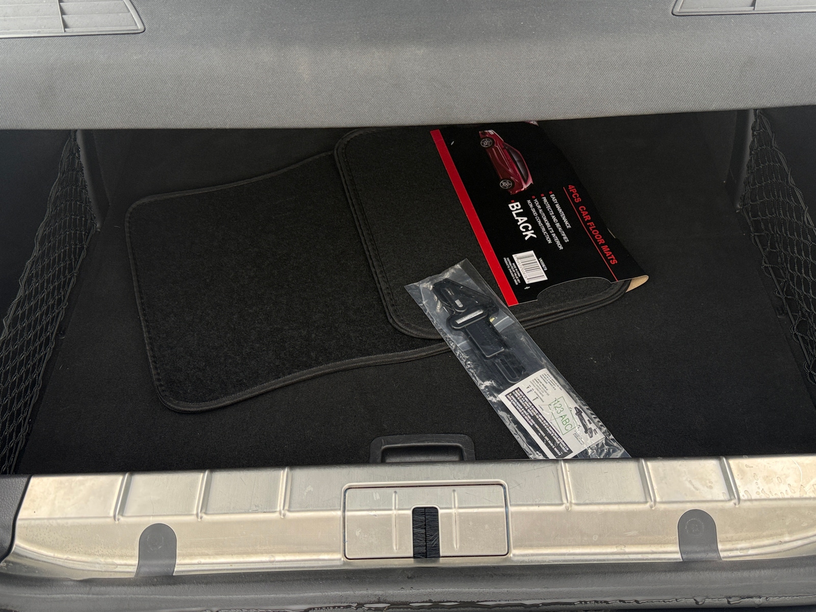 Thumbnail: 2014 Porsche Panamera - 7