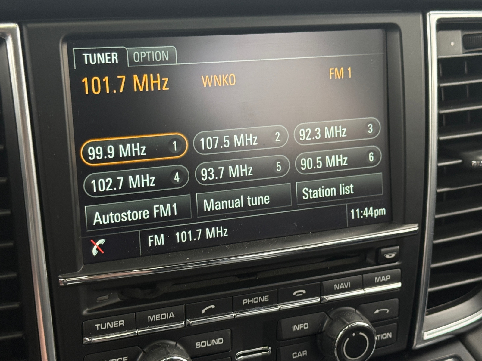 Thumbnail: 2014 Porsche Panamera - 4