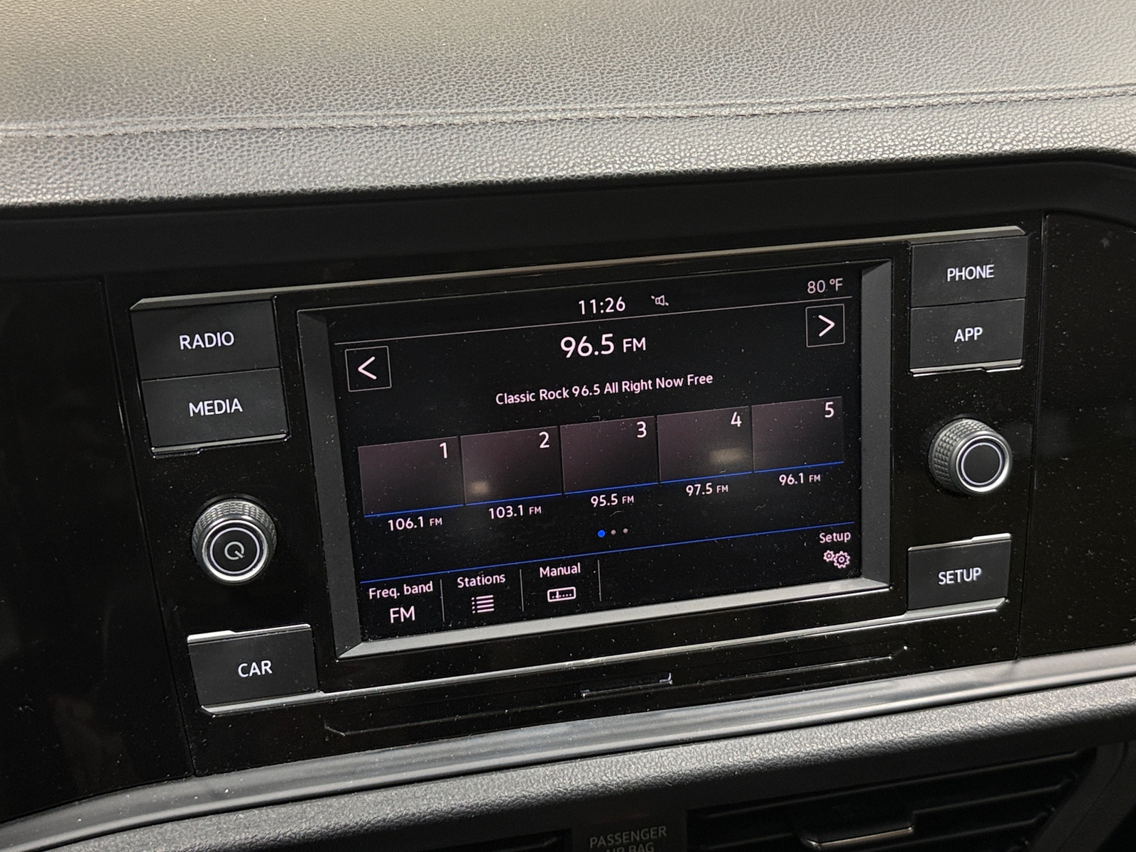 Thumbnail: 2019 Volkswagen Jetta - 4