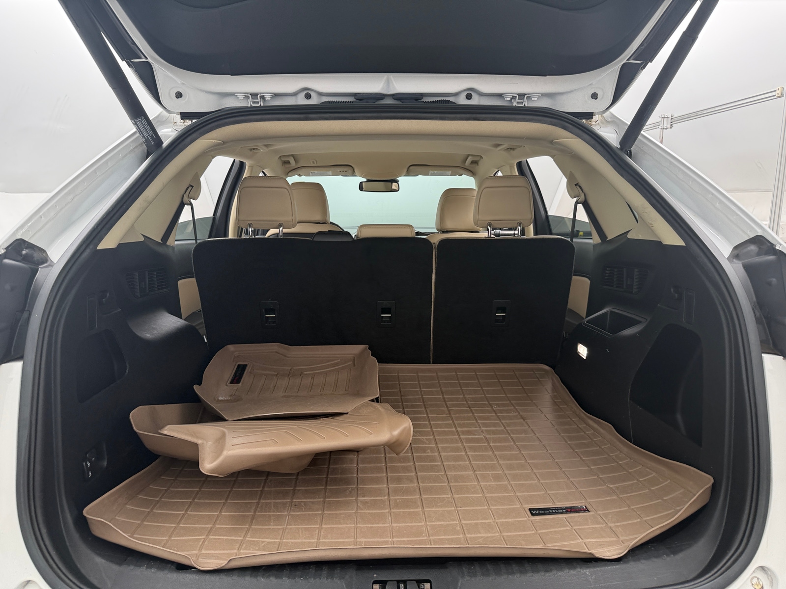 Thumbnail: 2020 Ford Edge - 6