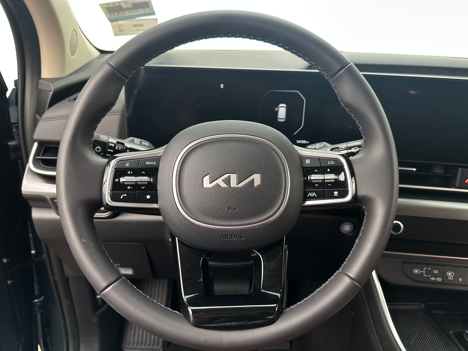 Thumbnail: 2025 Kia Carnival - 4