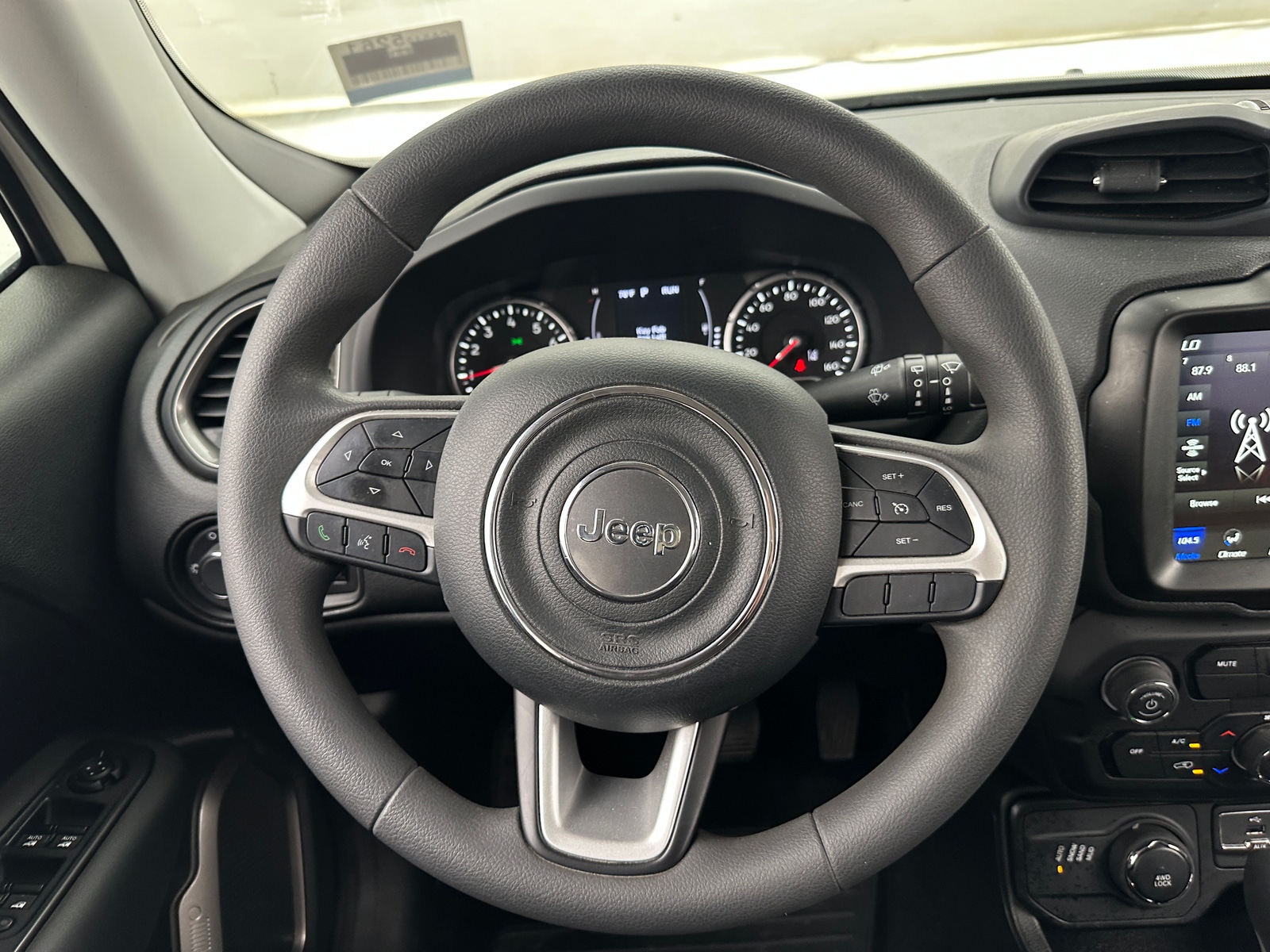 Thumbnail: 2023 Jeep Renegade - 5