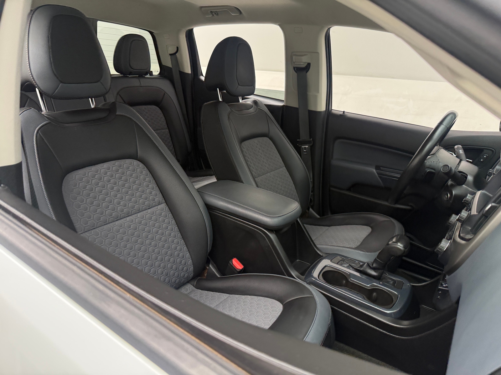 Thumbnail: 2018 Chevrolet Colorado - 2