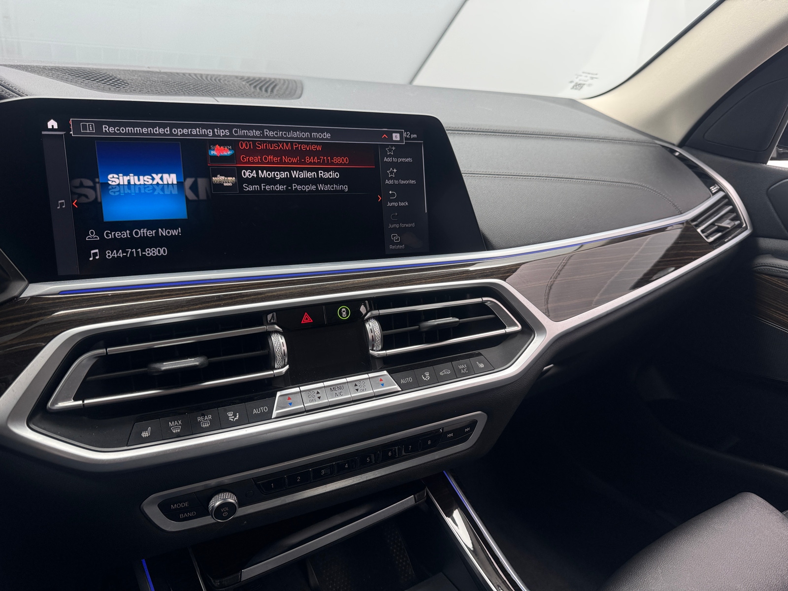 Thumbnail: 2021 BMW X7 - 3