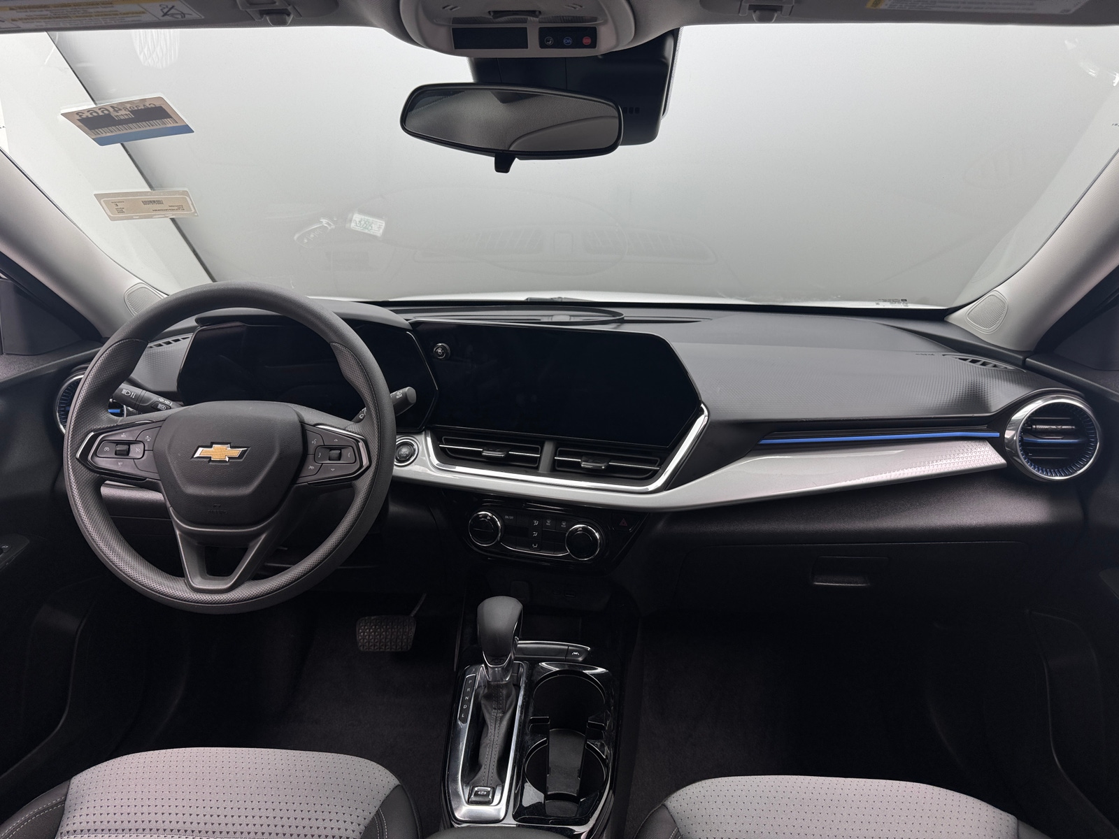 Thumbnail: 2025 Chevrolet Trax - 3