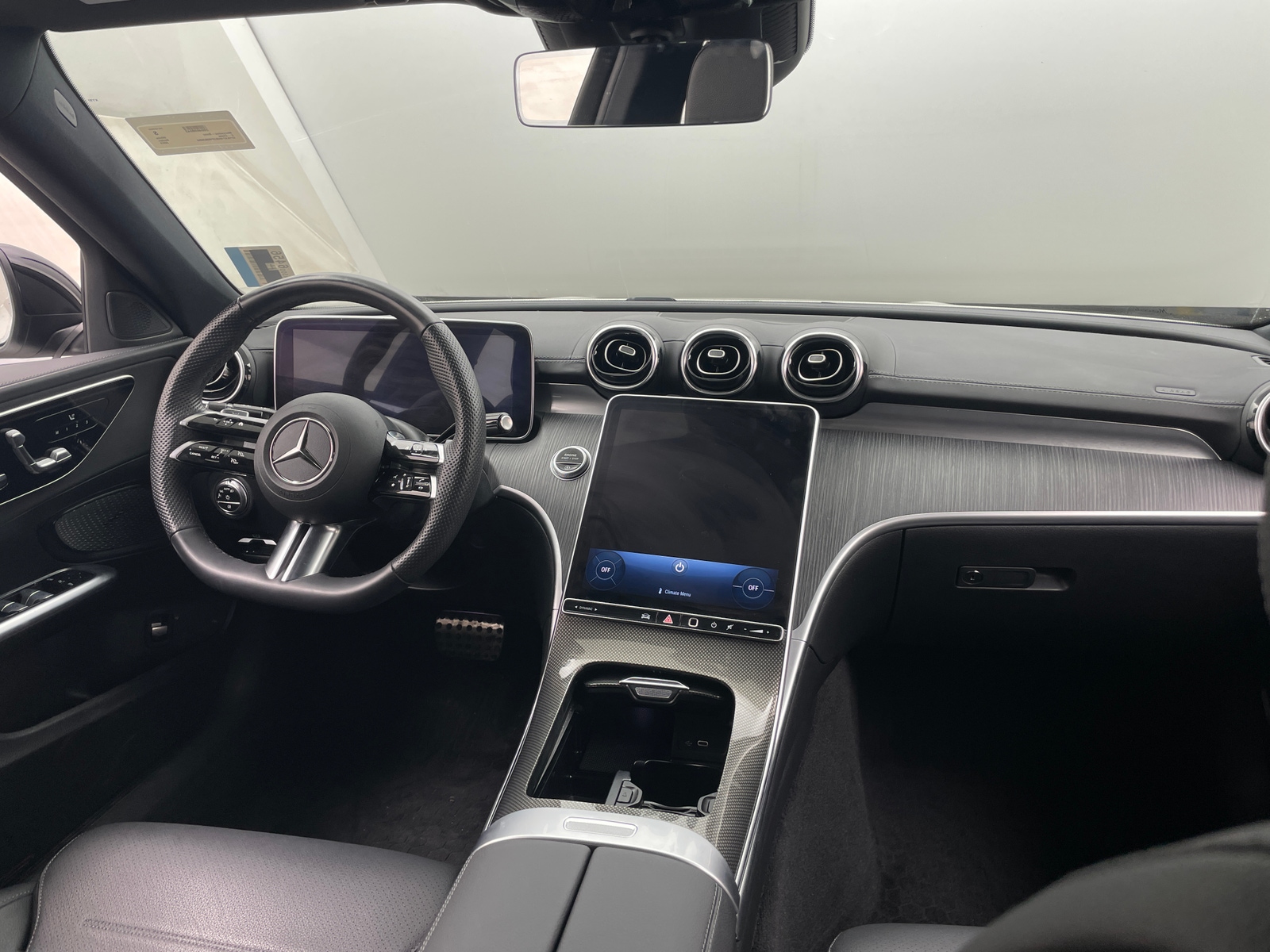 Thumbnail: 2023 Mercedes-Benz C-Class - 2
