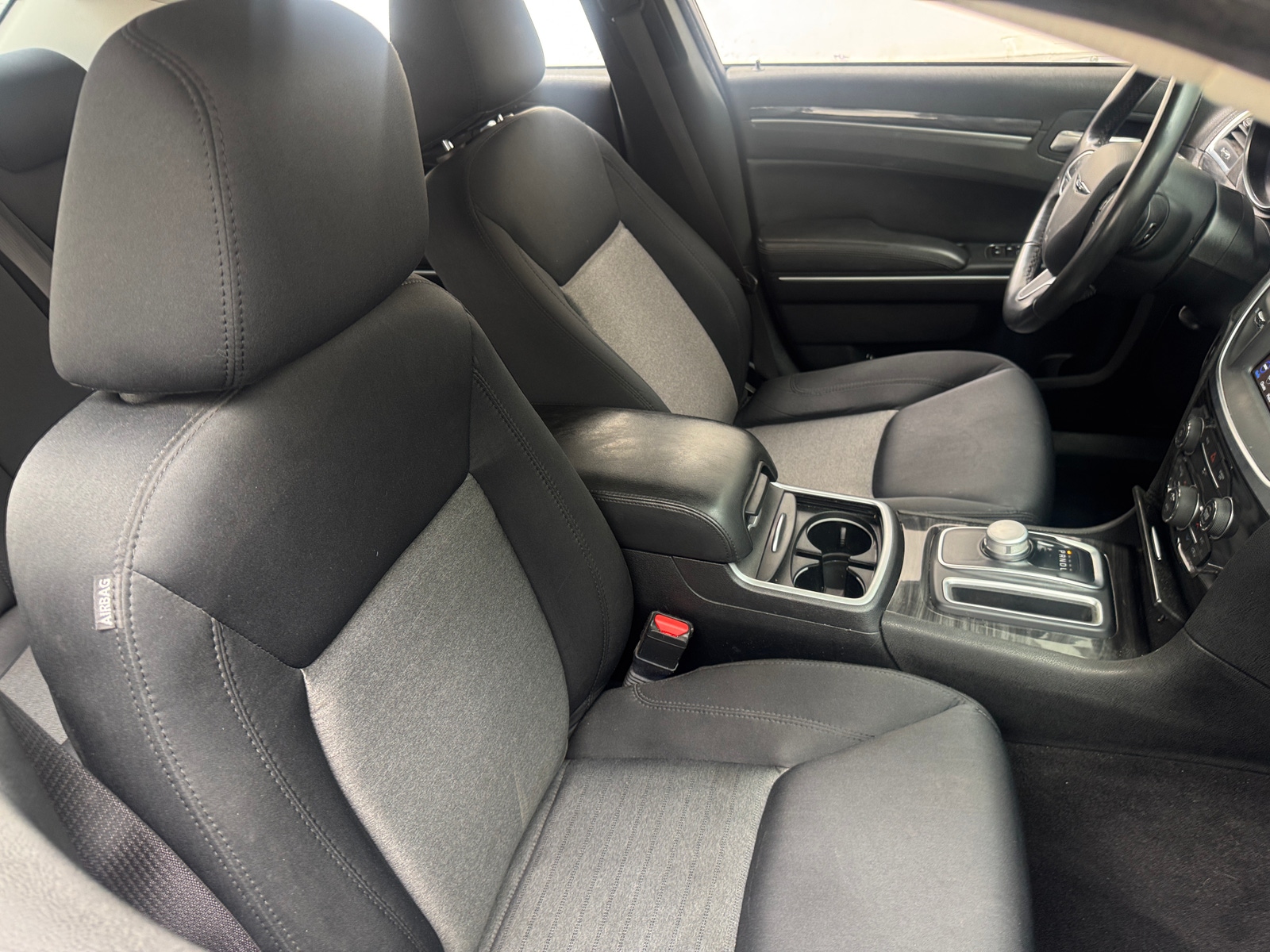 Thumbnail: 2021 Chrysler 300 - 2