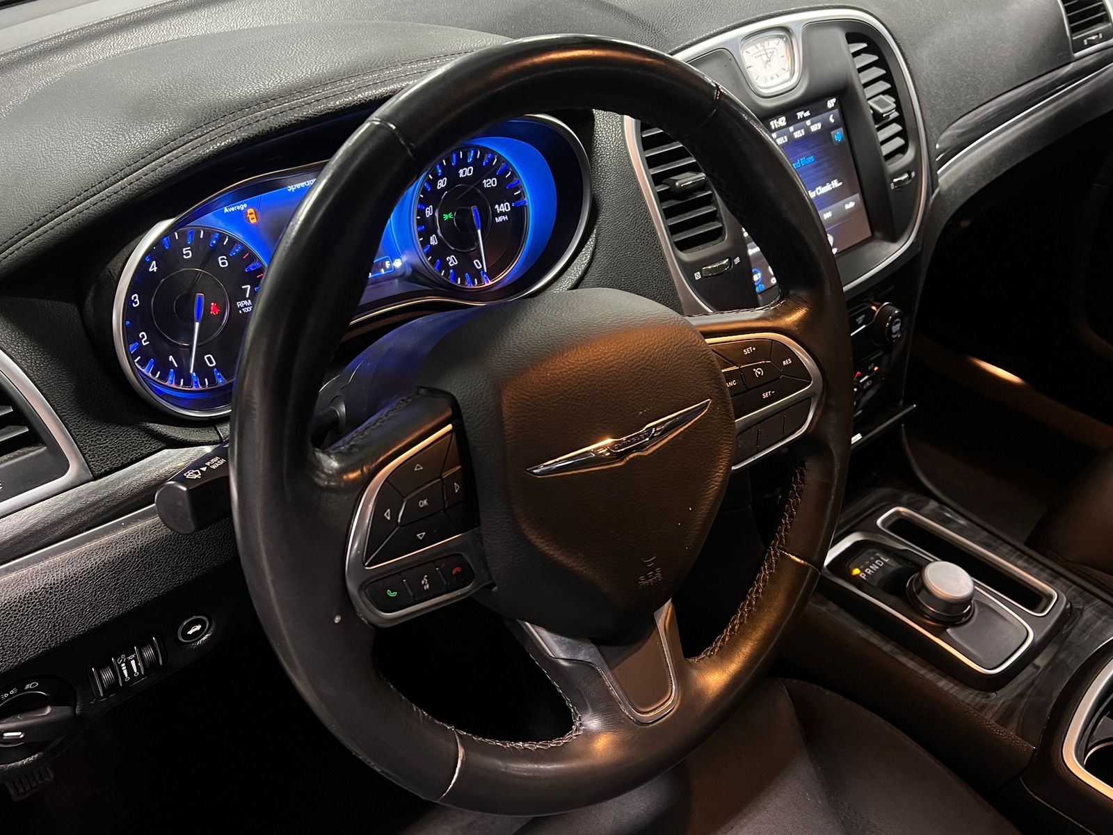 Thumbnail: 2021 Chrysler 300 - 5