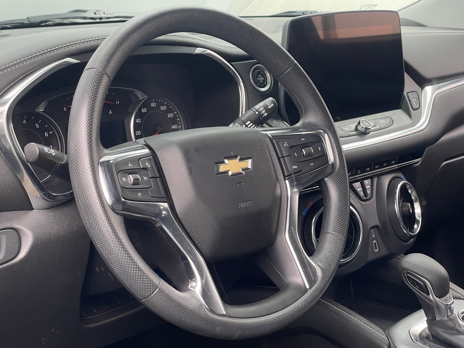 Thumbnail: 2023 Chevrolet Blazer - 5