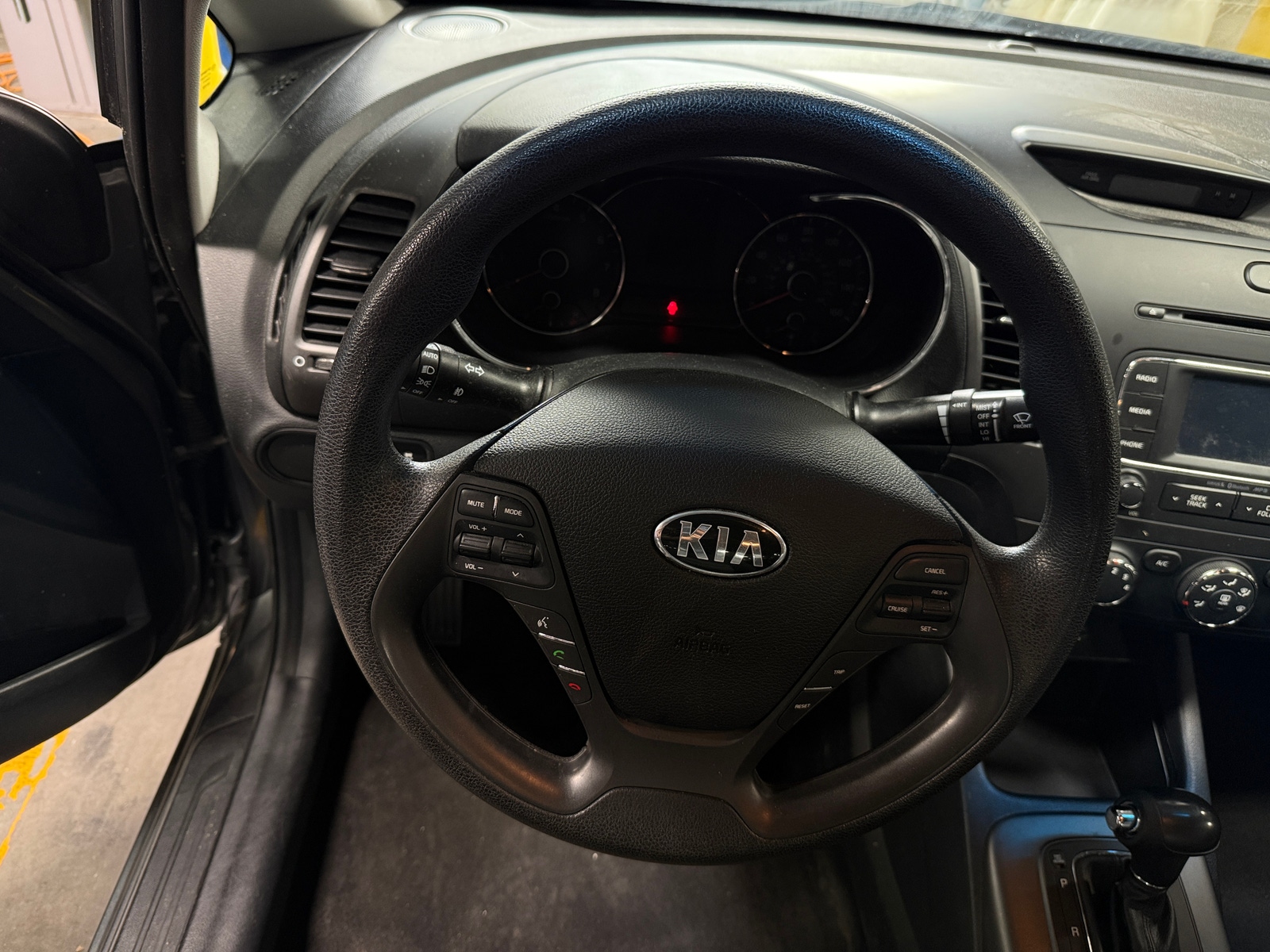 Thumbnail: 2016 Kia Forte - 5