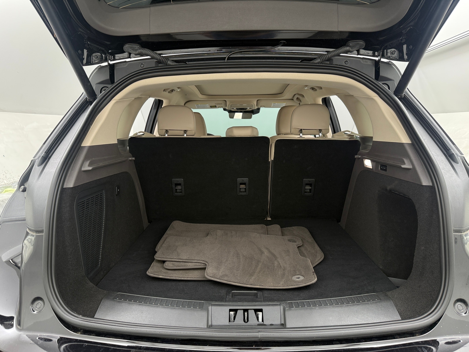 Thumbnail: 2024 Lincoln Corsair - 6