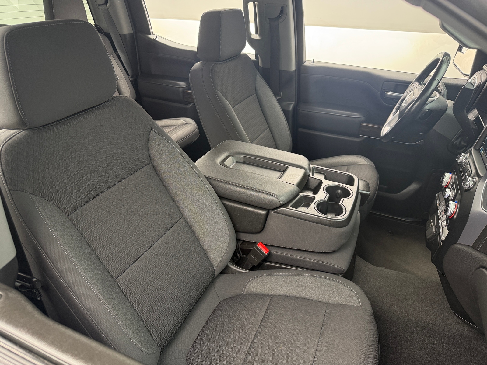 Thumbnail: 2022 GMC Sierra 1500 - 2