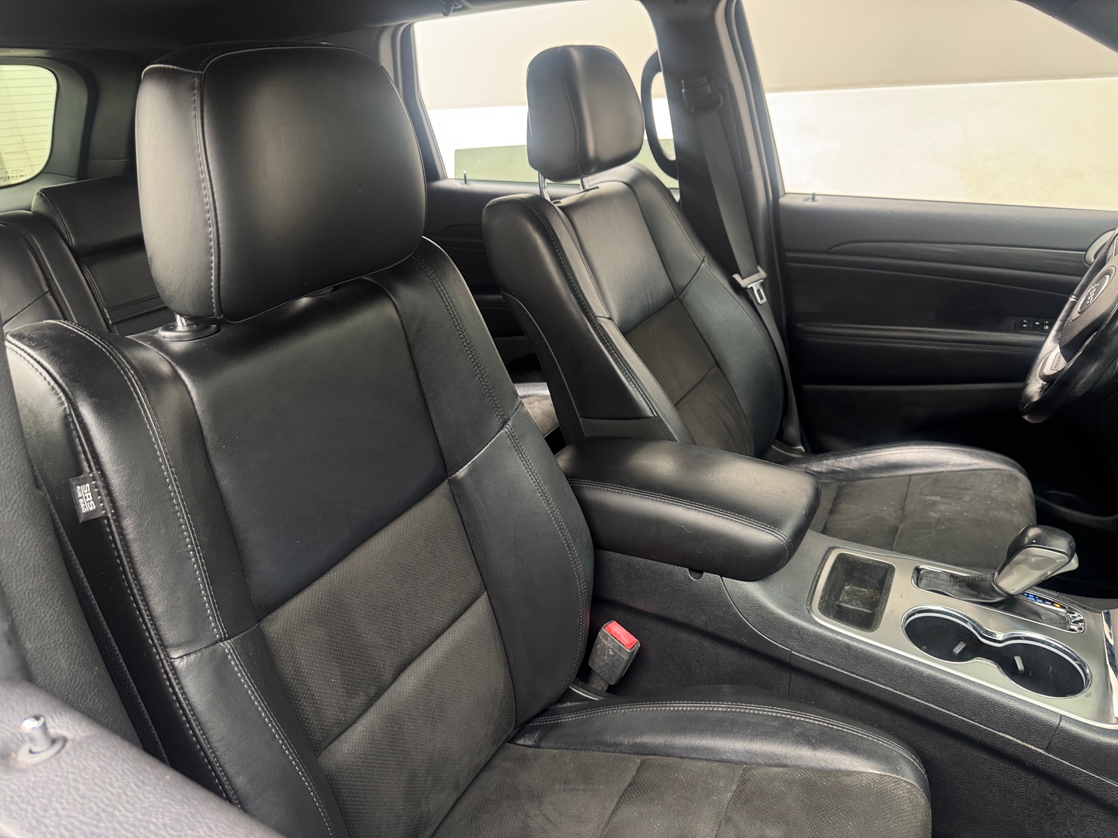 Thumbnail: 2020 Jeep Grand Cherokee - 2