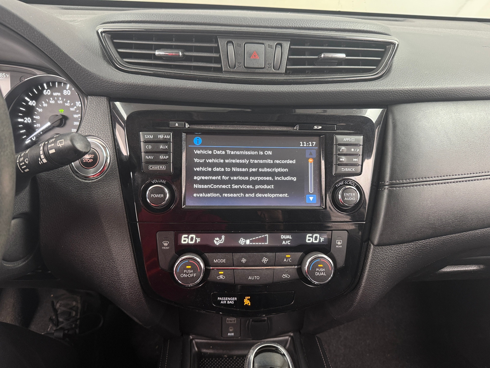 Thumbnail: 2017 Nissan Rogue - 4