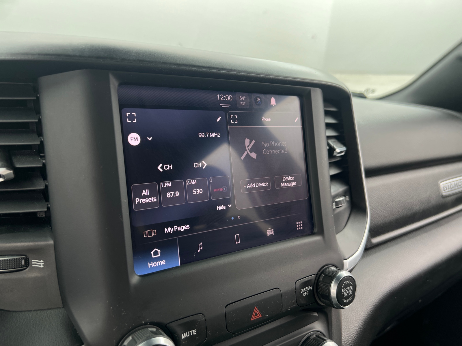 Thumbnail: 2022 RAM 1500 - 4