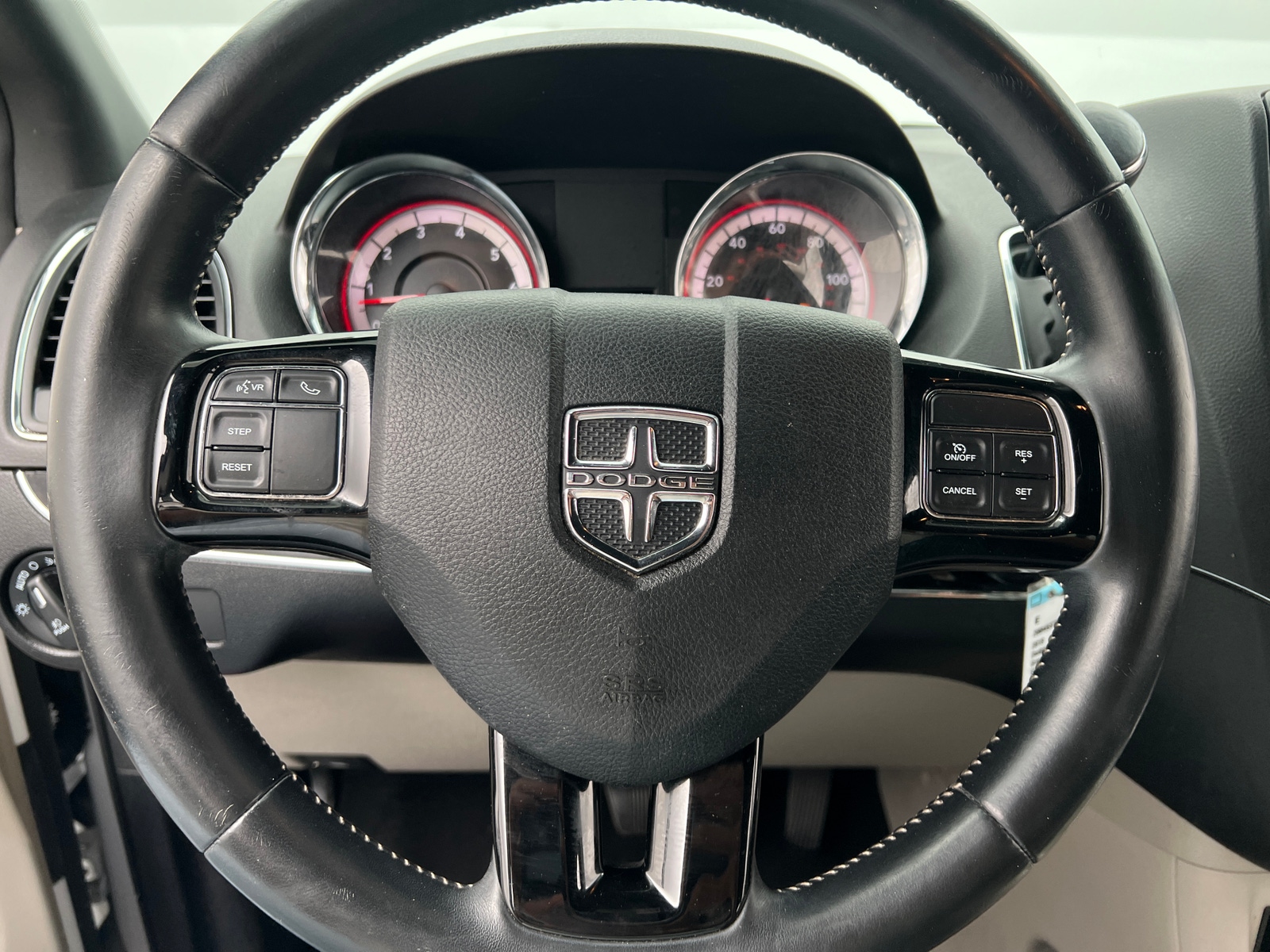 Thumbnail: 2019 Dodge Grand Caravan - 4