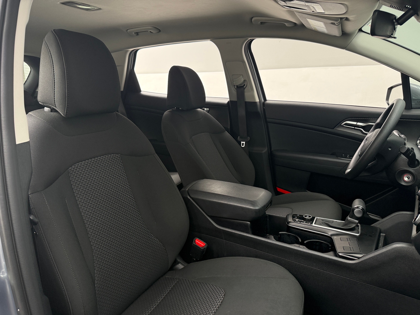 Thumbnail: 2025 Kia Sportage - 2