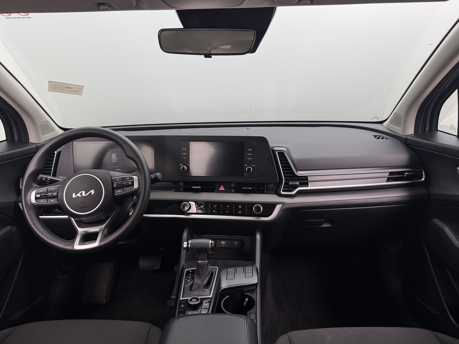 Thumbnail: 2025 Kia Sportage - 3