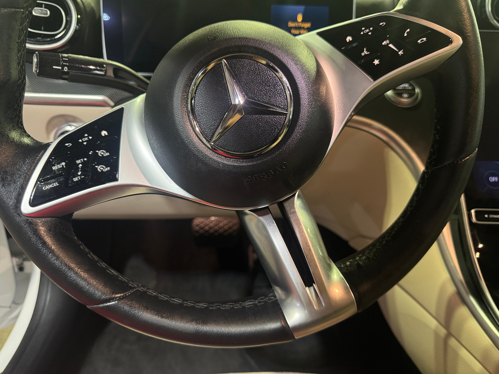 Thumbnail: 2025 Mercedes-Benz C-Class - 4