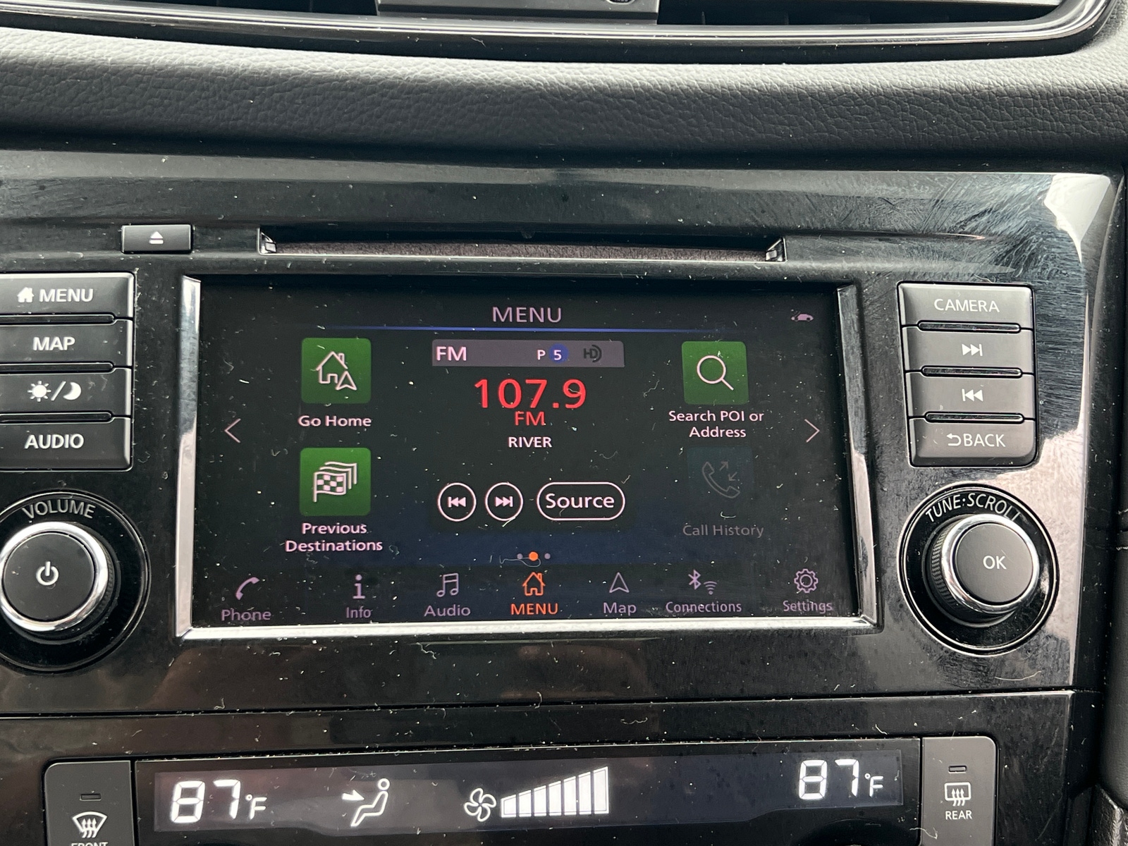 Thumbnail: 2018 Nissan Rogue - 3