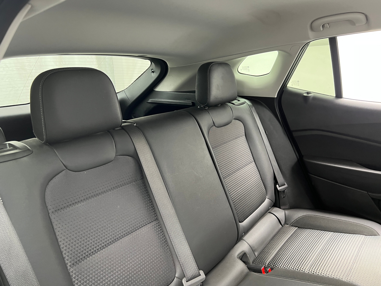 Thumbnail: 2025 Chevrolet Trax - 6