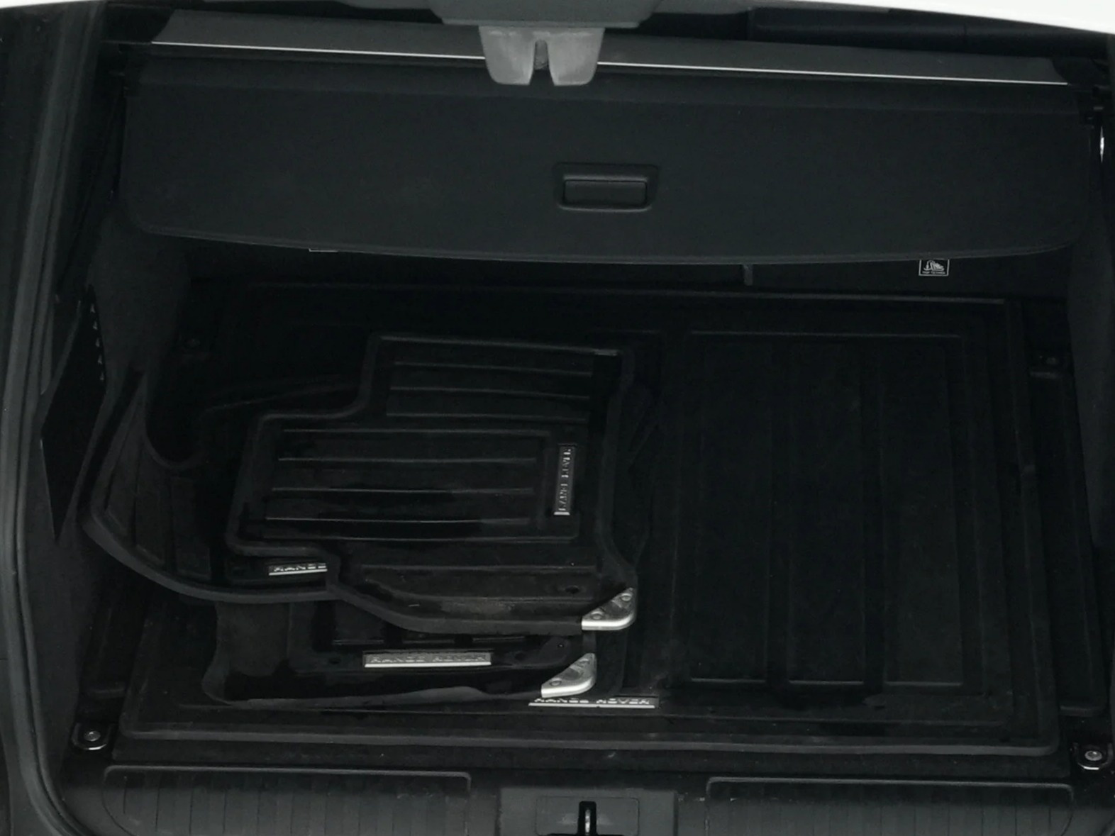 Thumbnail: 2021 Land Rover Range Rover Sport - 6