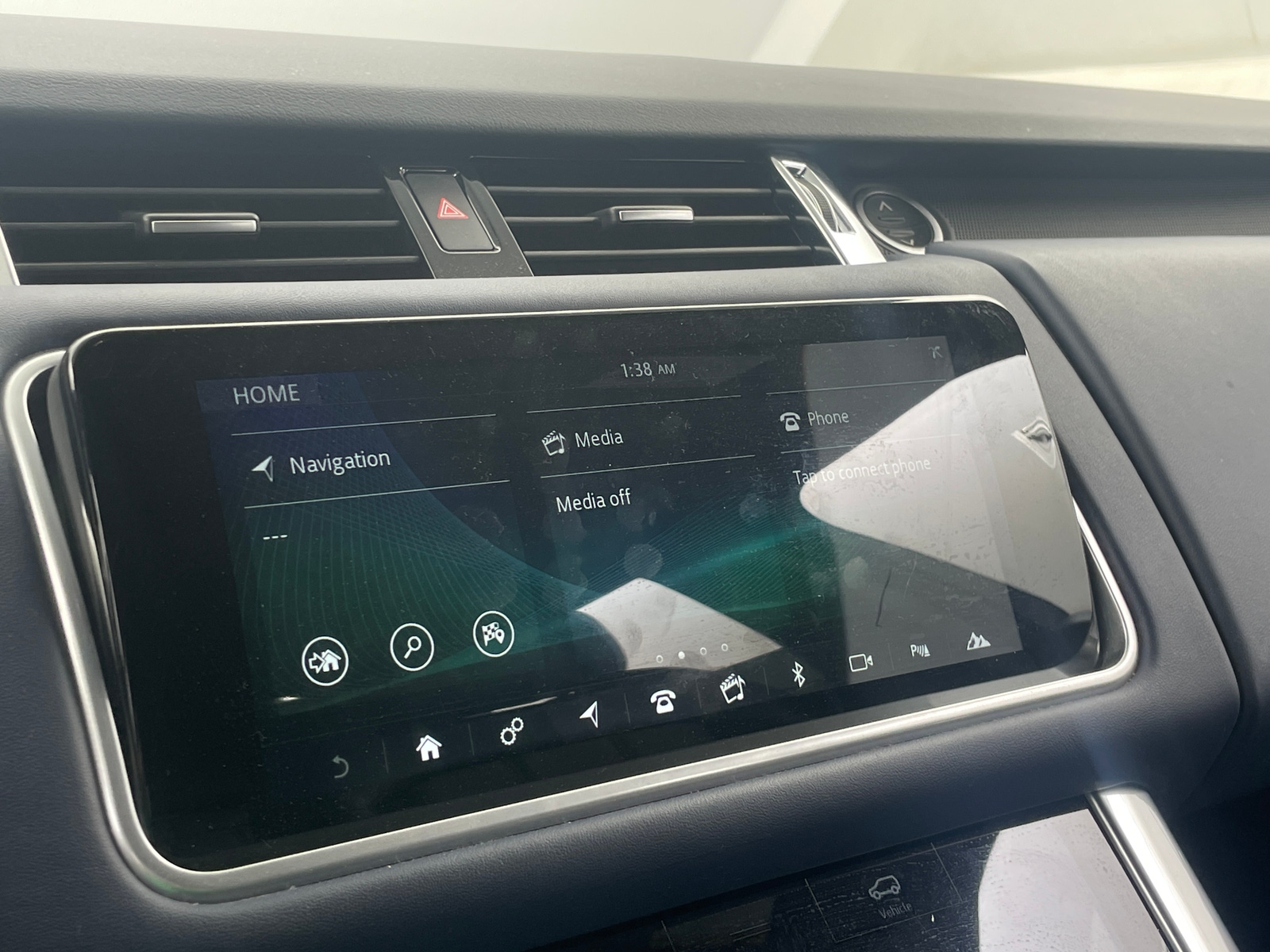 Thumbnail: 2021 Land Rover Range Rover Sport - 3