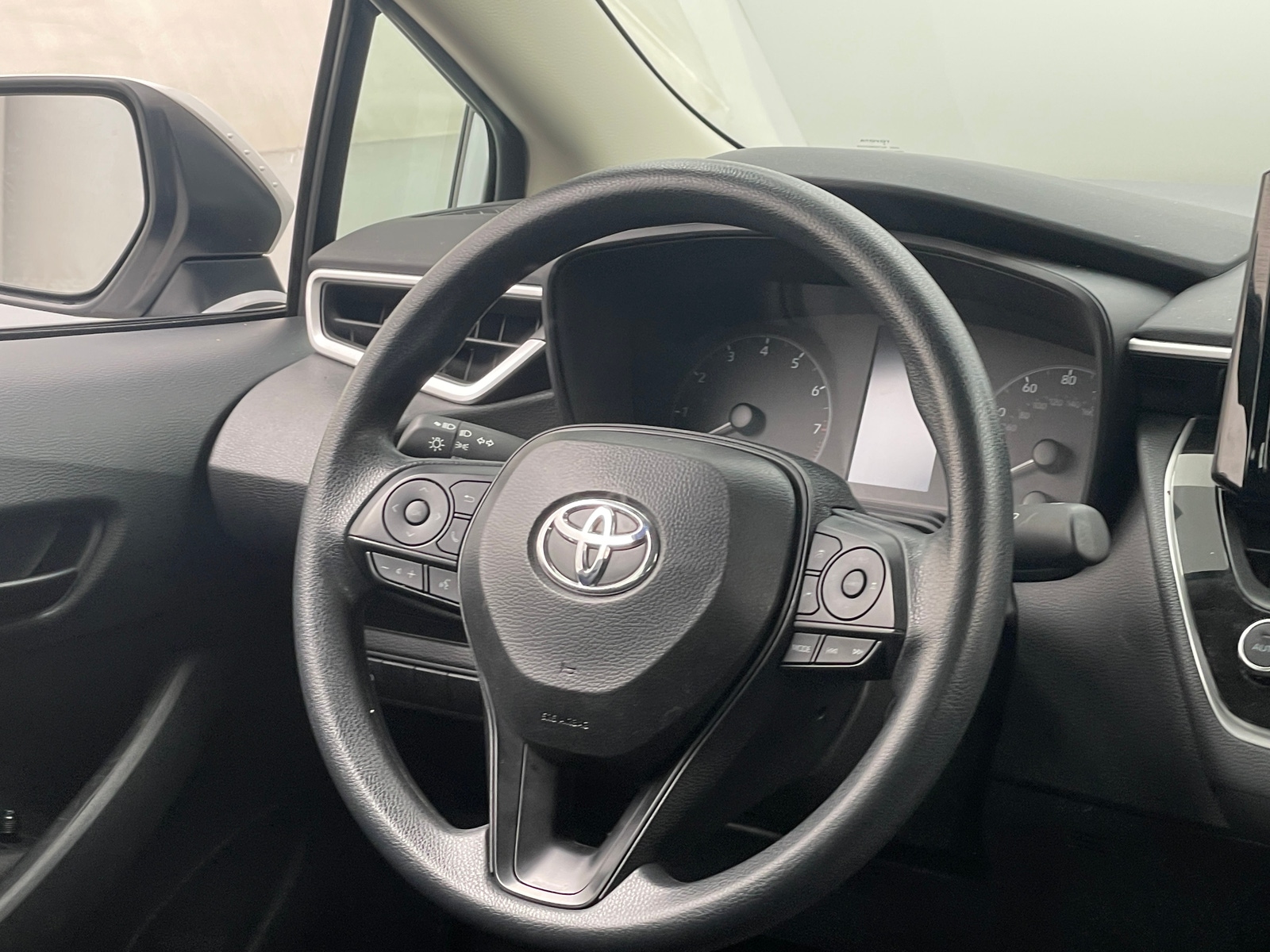 Thumbnail: 2025 Toyota Corolla - 5