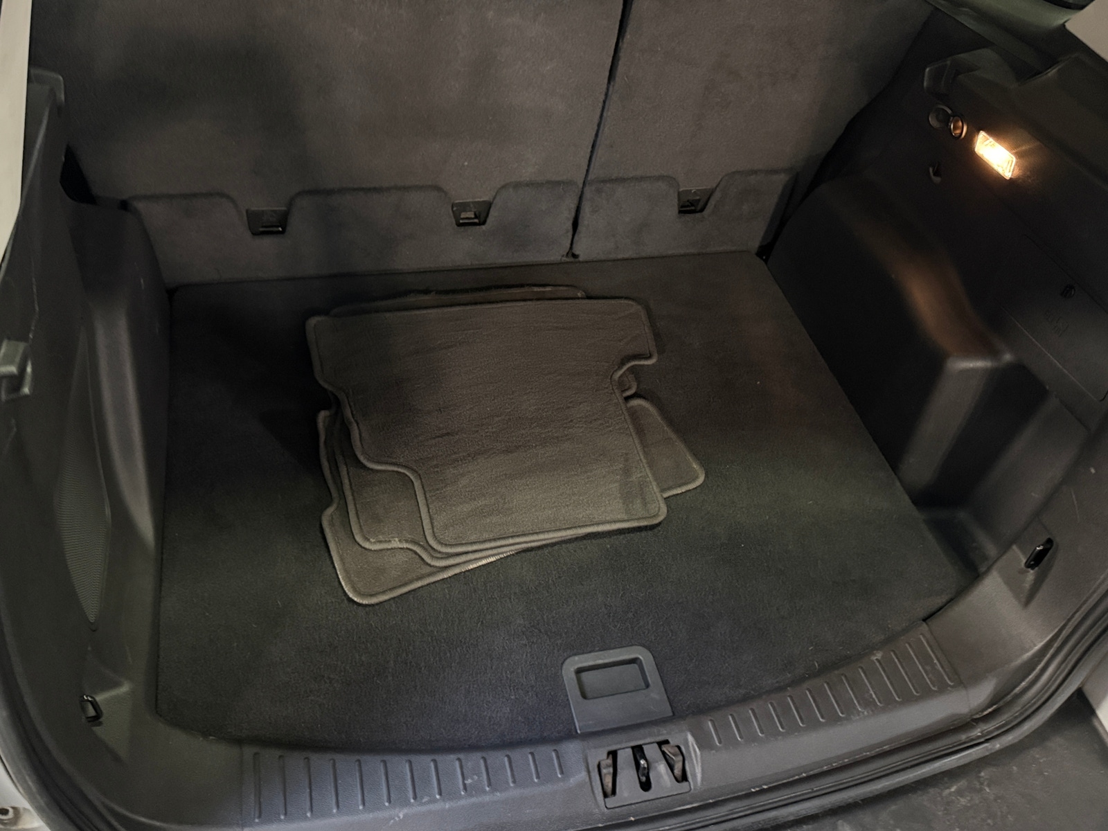 Thumbnail: 2017 Ford Escape - 6