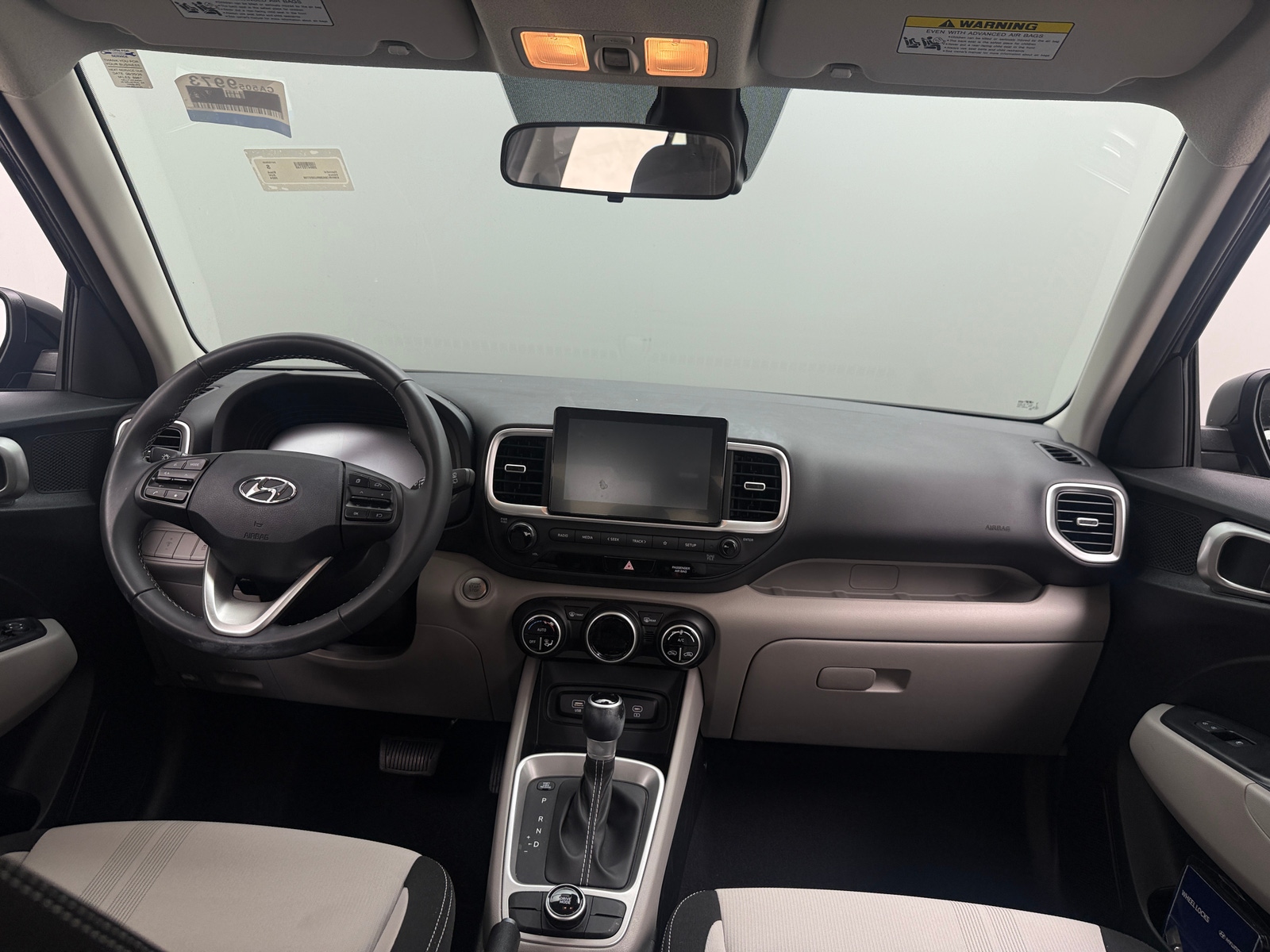 Thumbnail: 2024 Hyundai Venue - 3