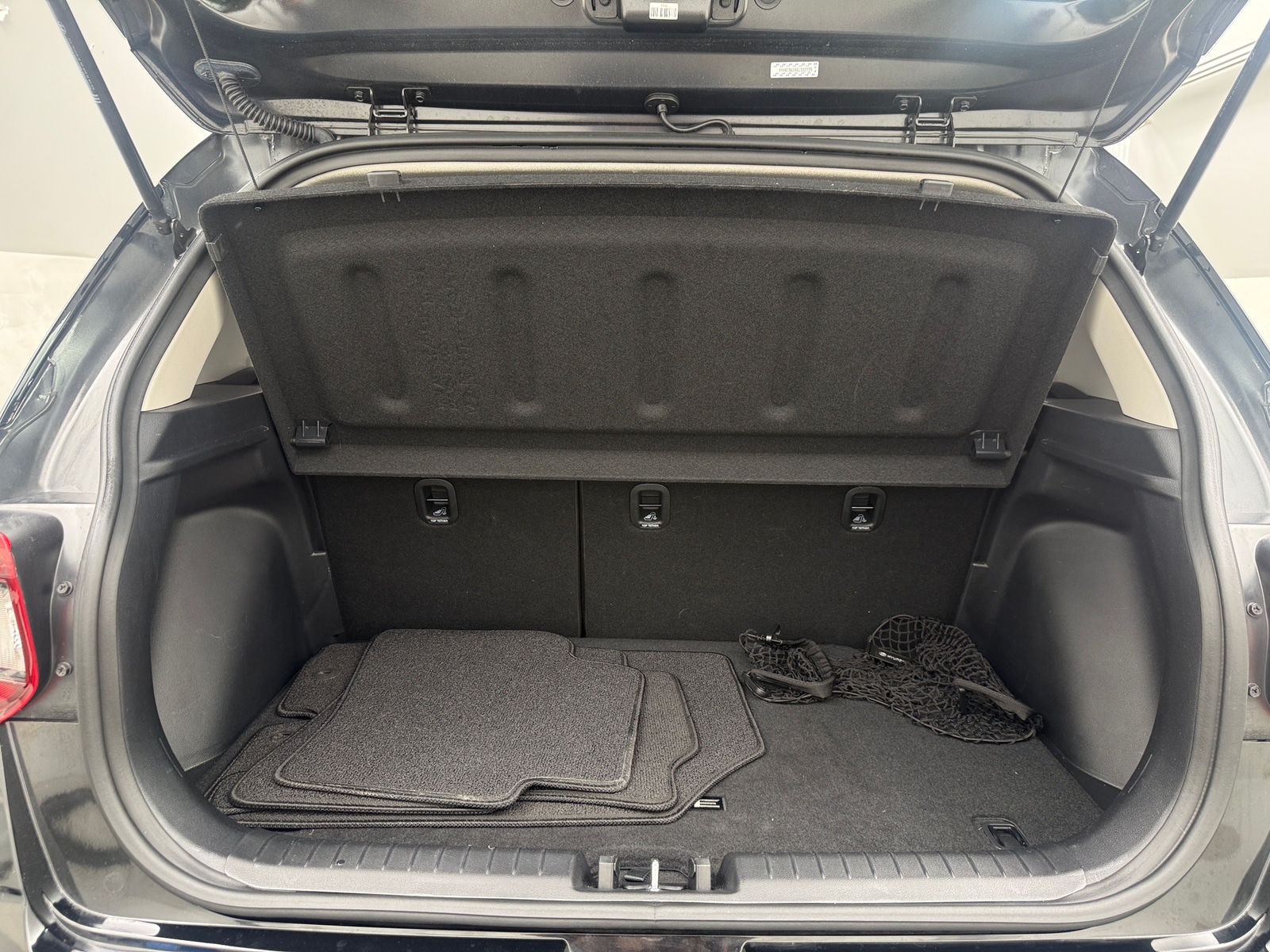 Thumbnail: 2024 Hyundai Venue - 7