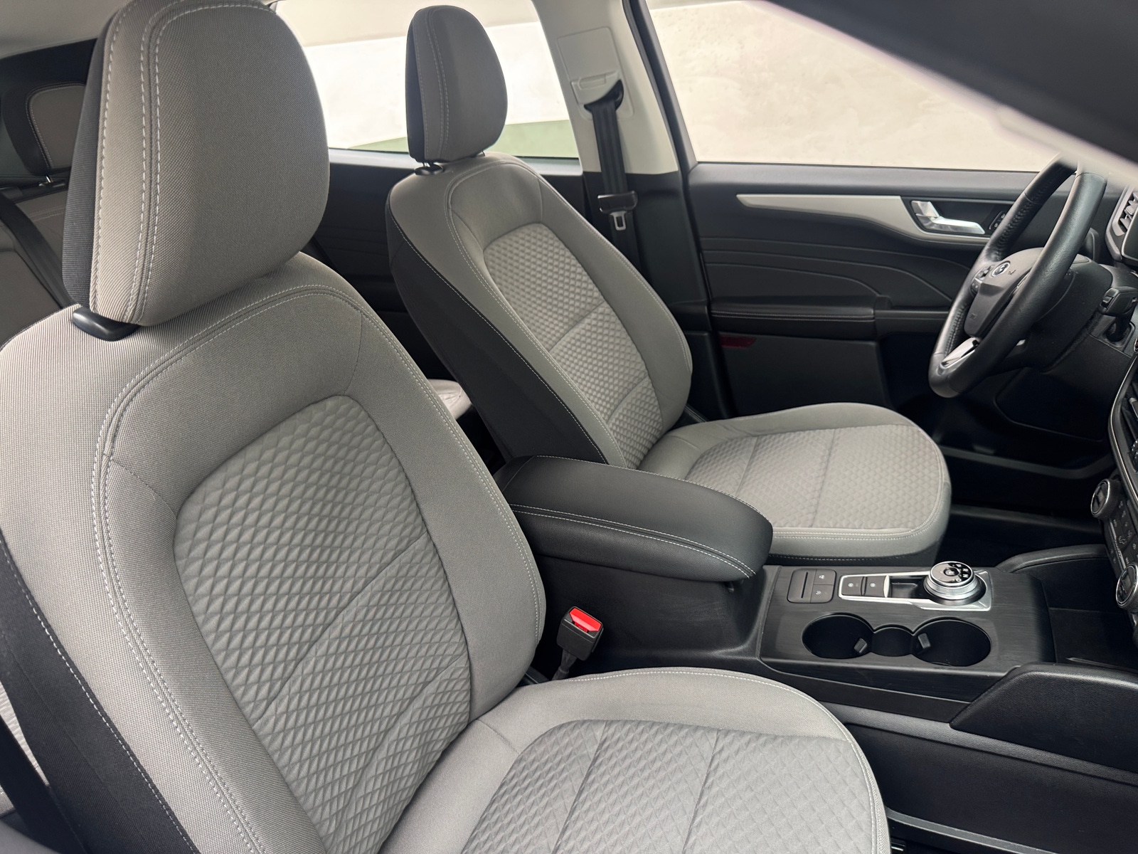Thumbnail: 2021 Ford Escape - 2